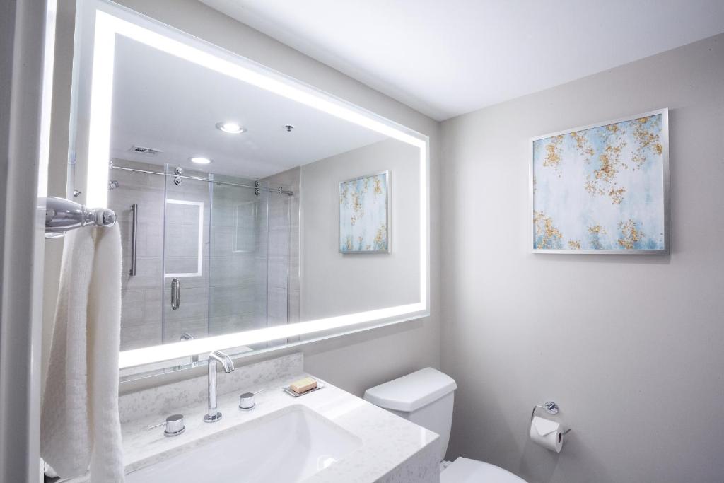 Double Partial Ocean View