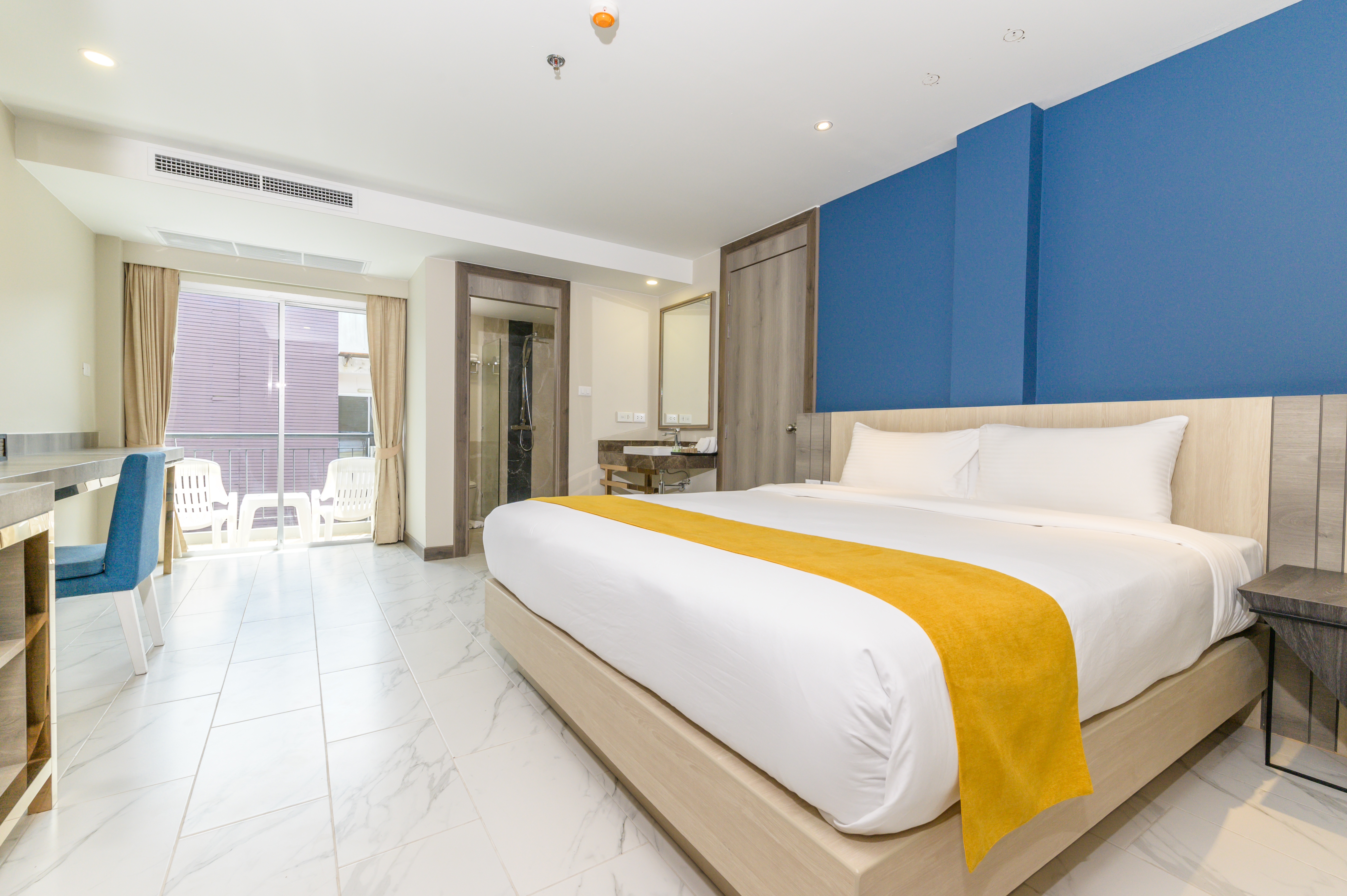 Double or Twin Superior