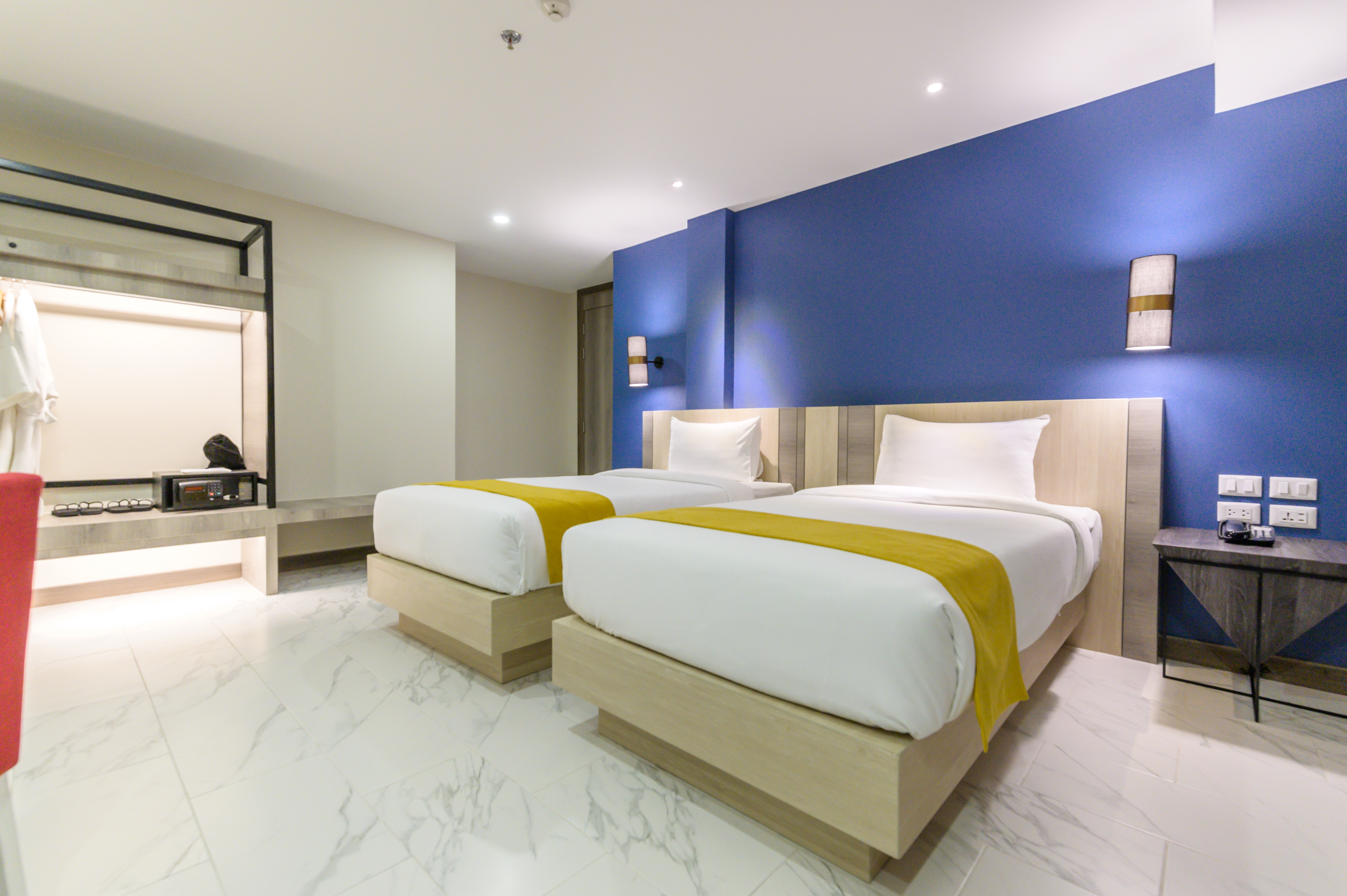 Double or Twin Superior