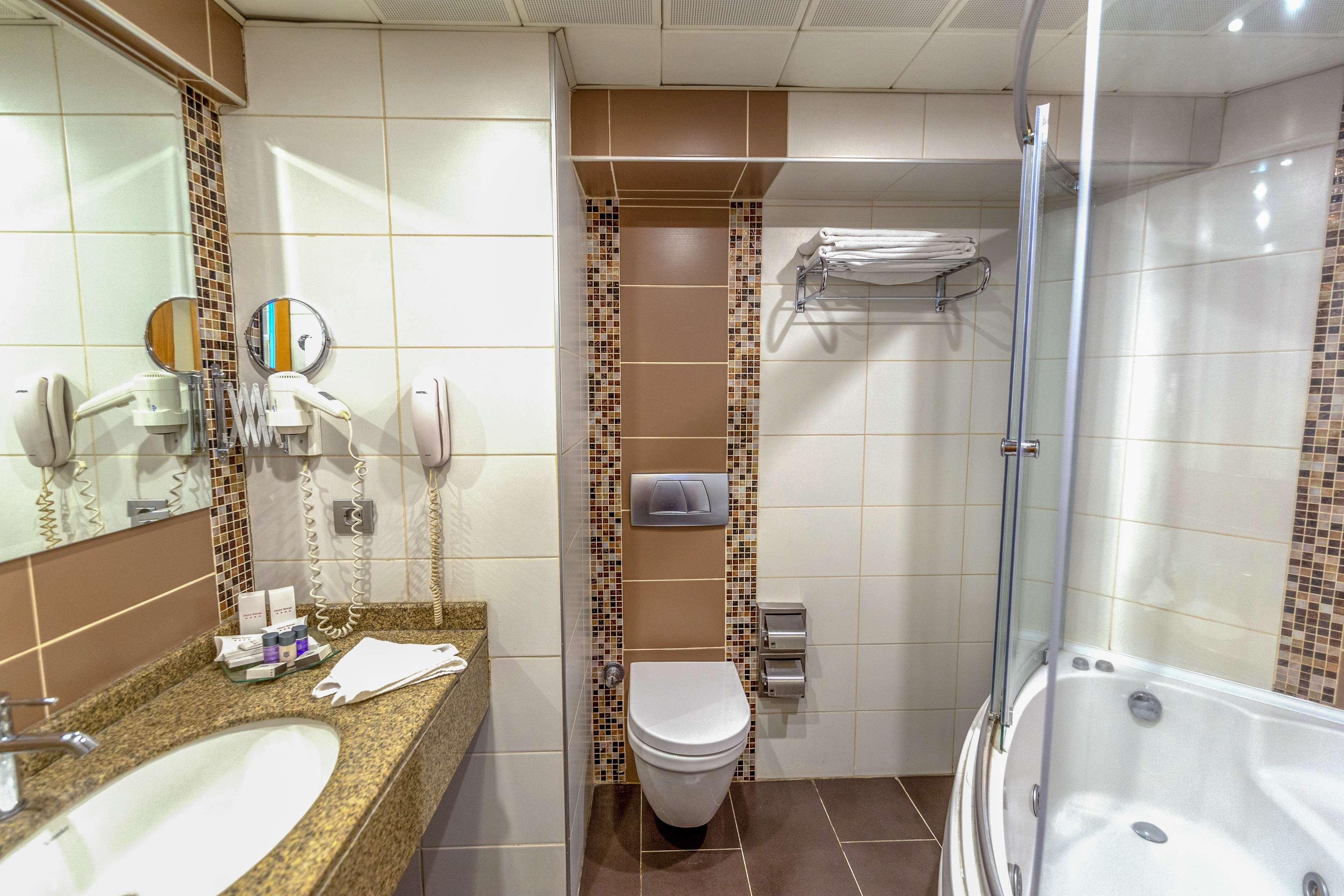 Double Sea View King Bed