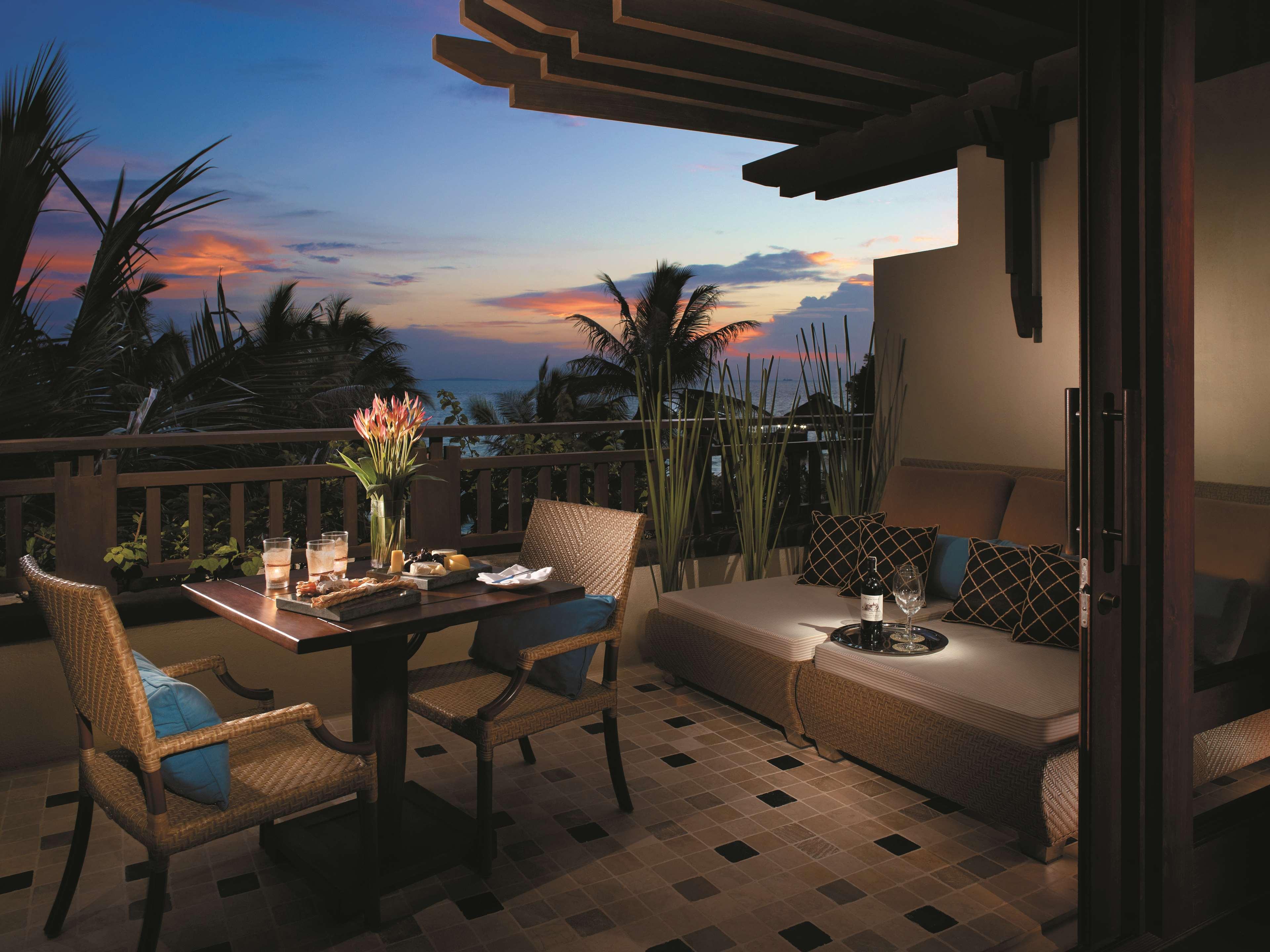 Twin Premier Sea View