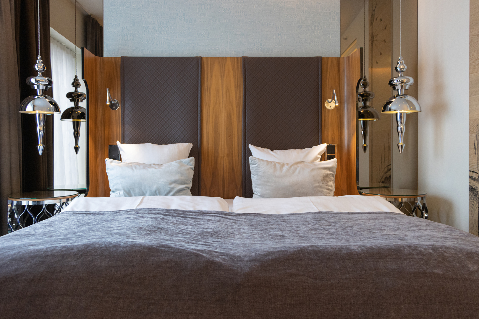 Double Connecting Room