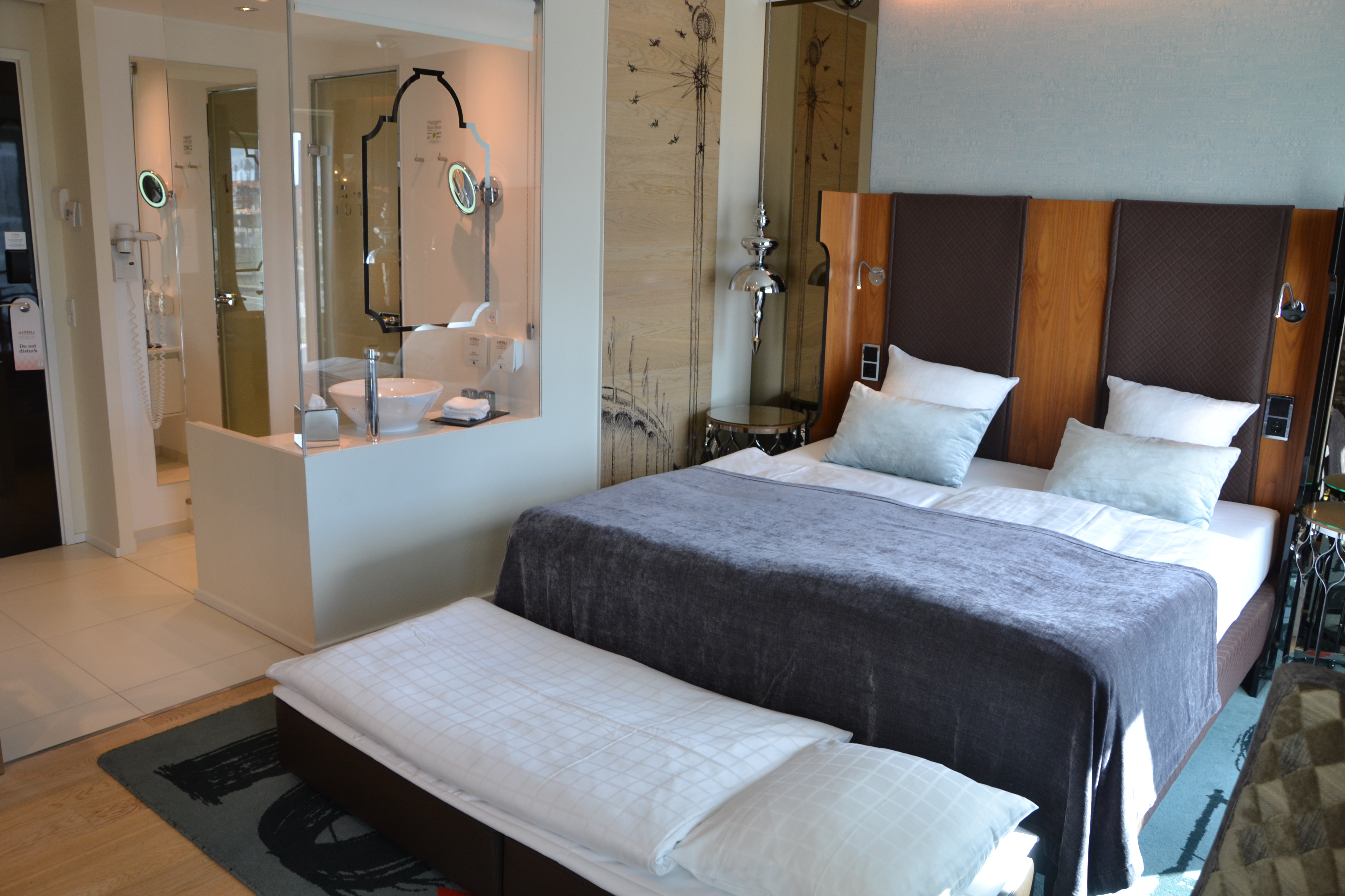 Family Room Connecting Room