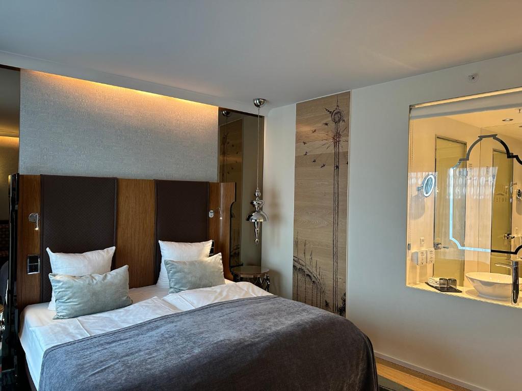 Family Room Standard