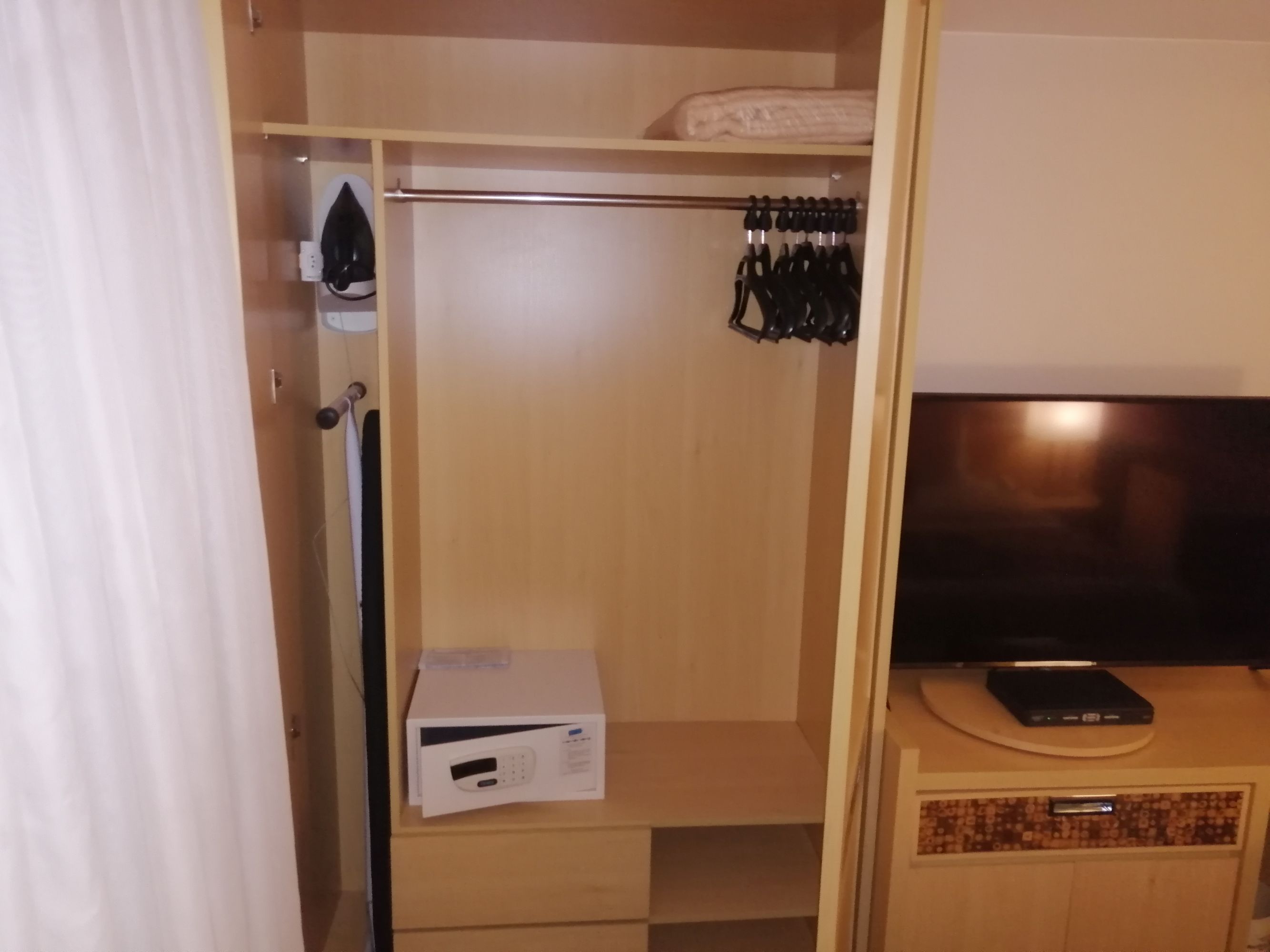 Suite Deluxe Two Double Beds