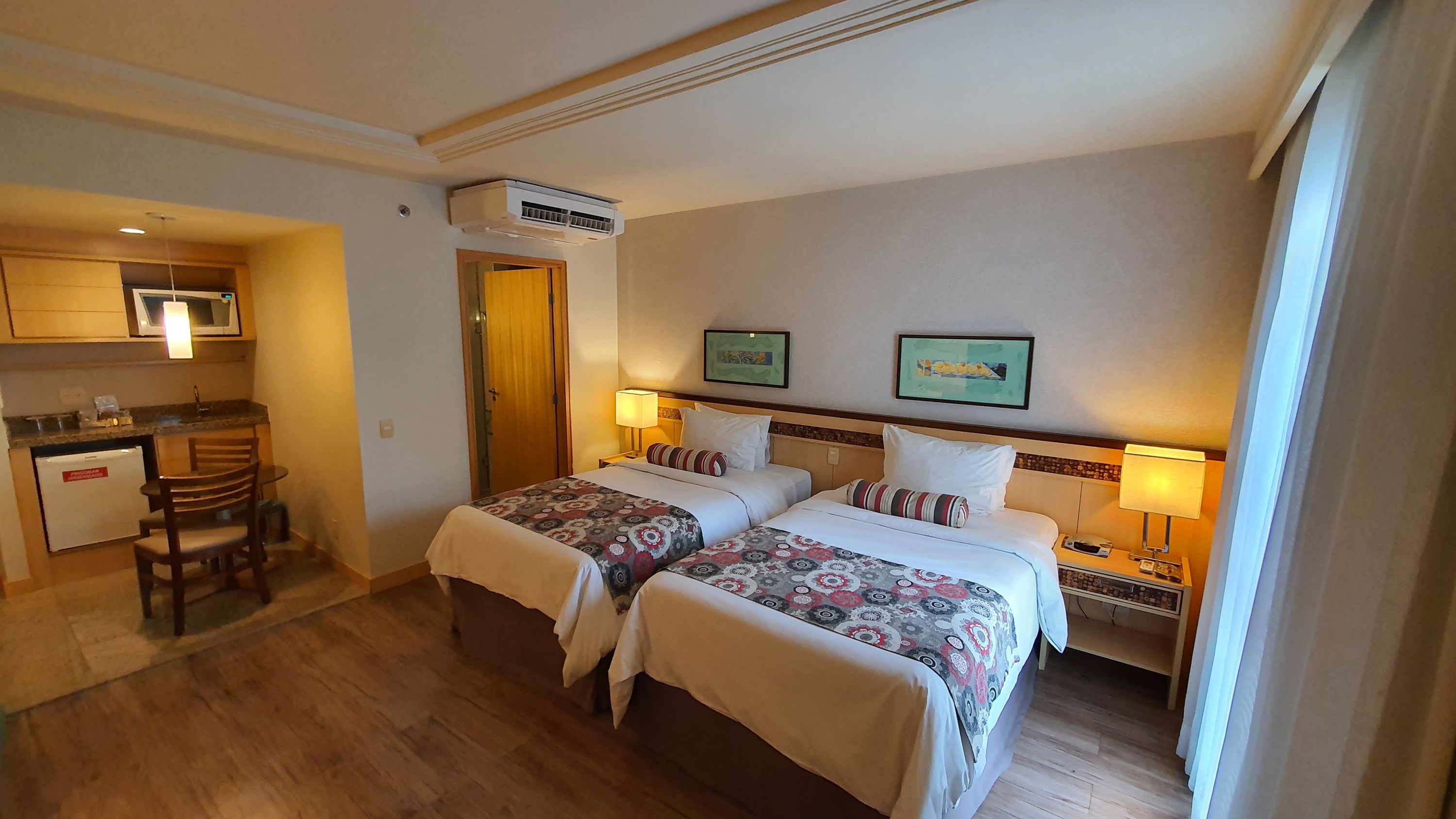 Suite Deluxe Two Double Beds