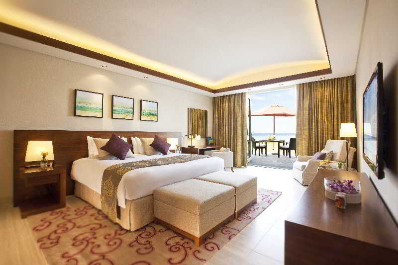 Suite Garden View King Bed