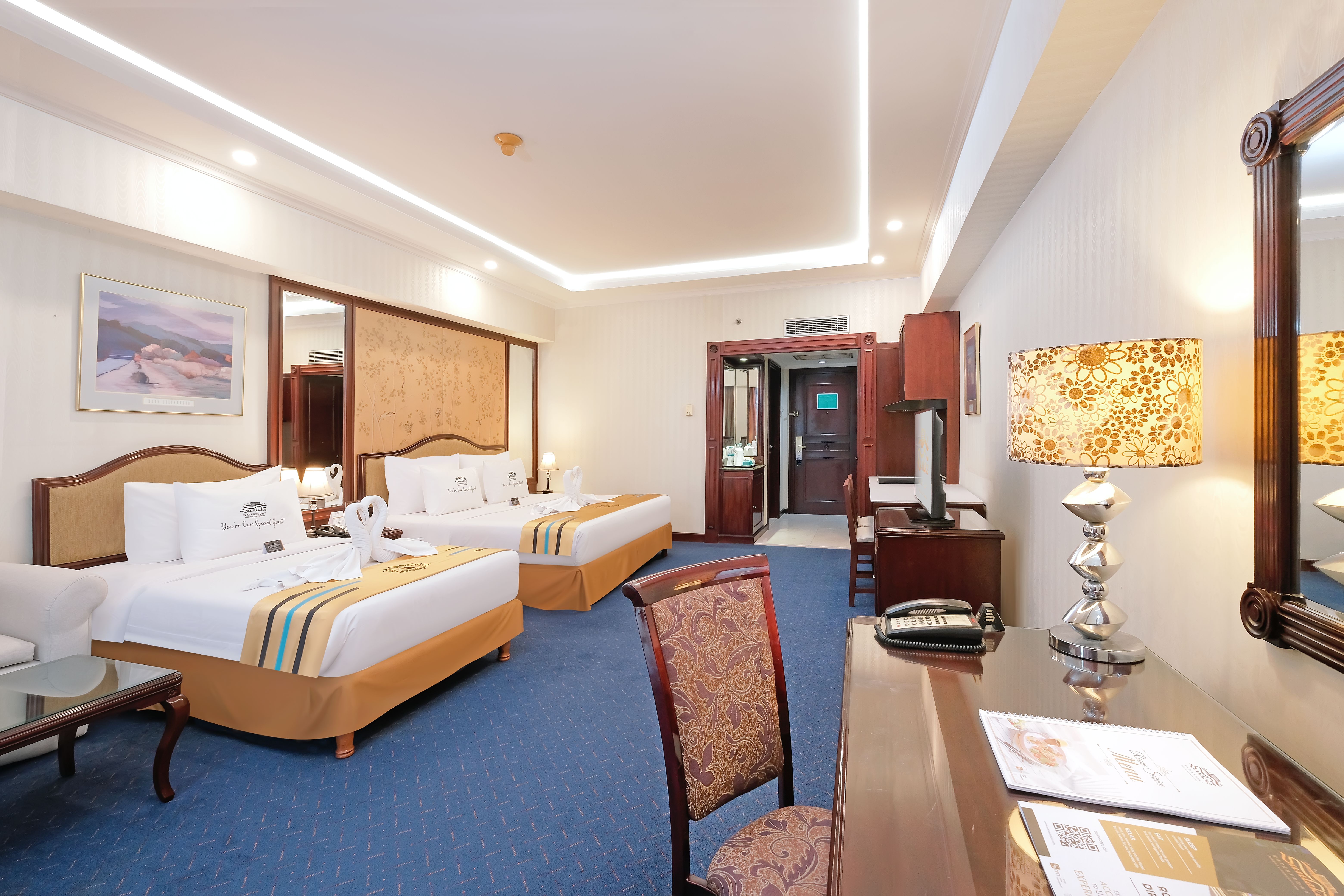 Family Room Executive