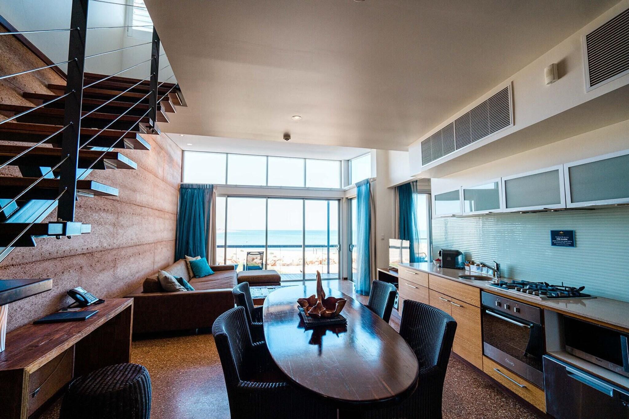 Bungalow King Bed Two Bedrooms