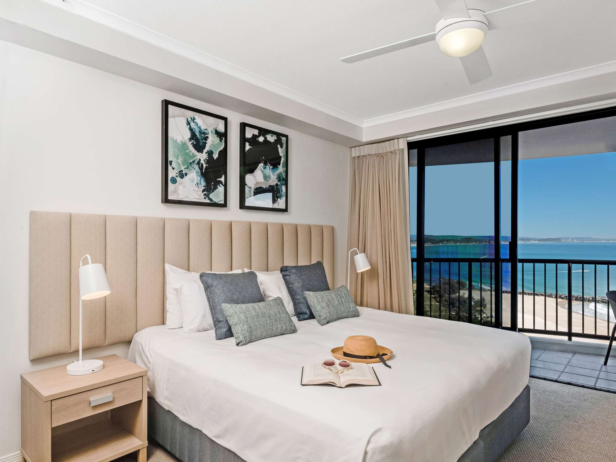 Apartment Deluxe Two Bedroom