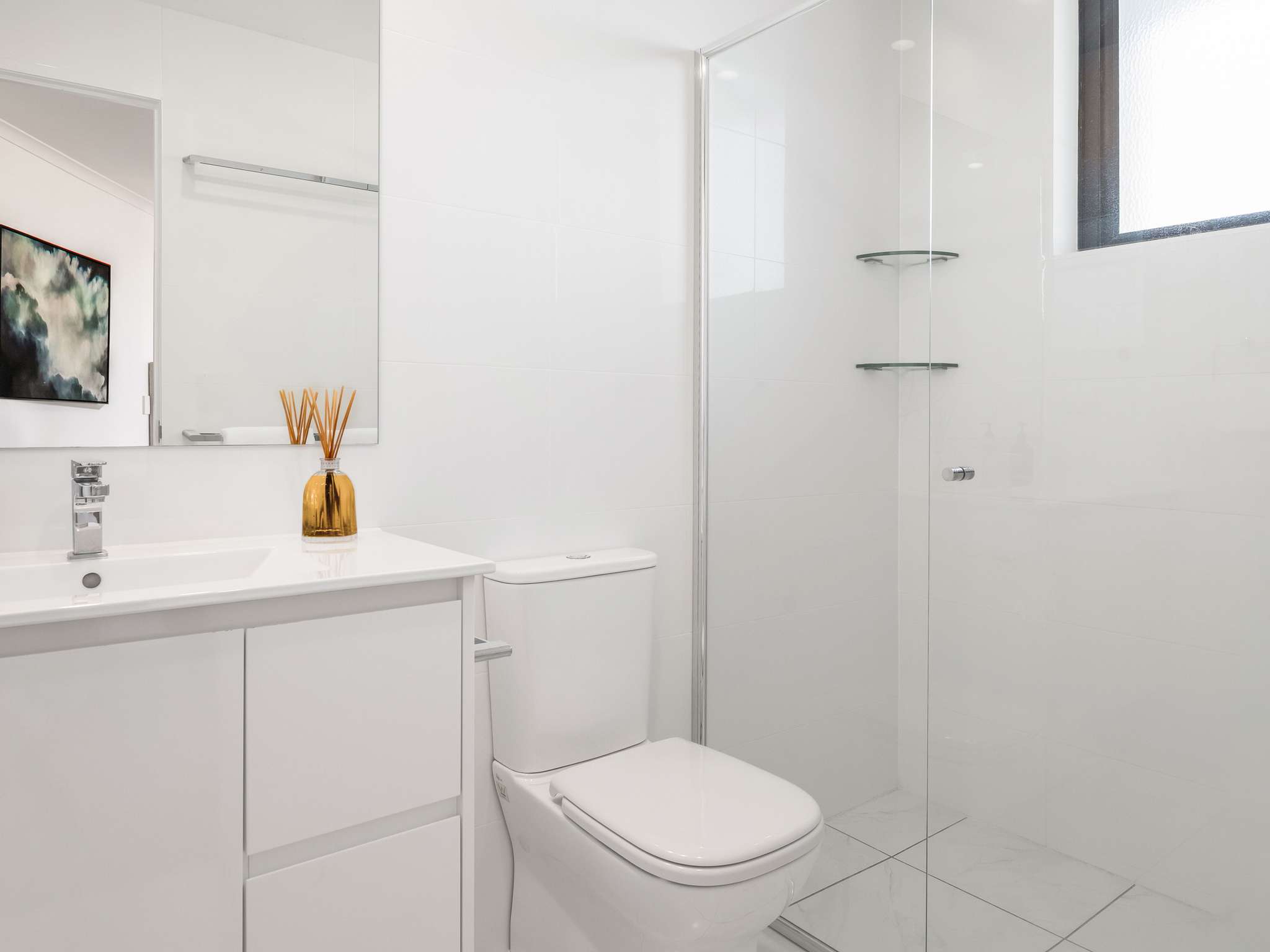 Studio Queen Size Bed