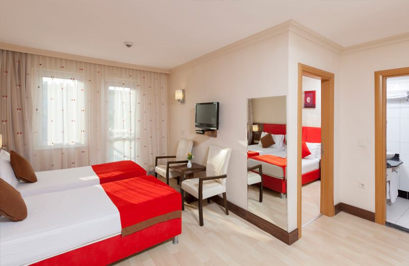 Family Room Connecting Room