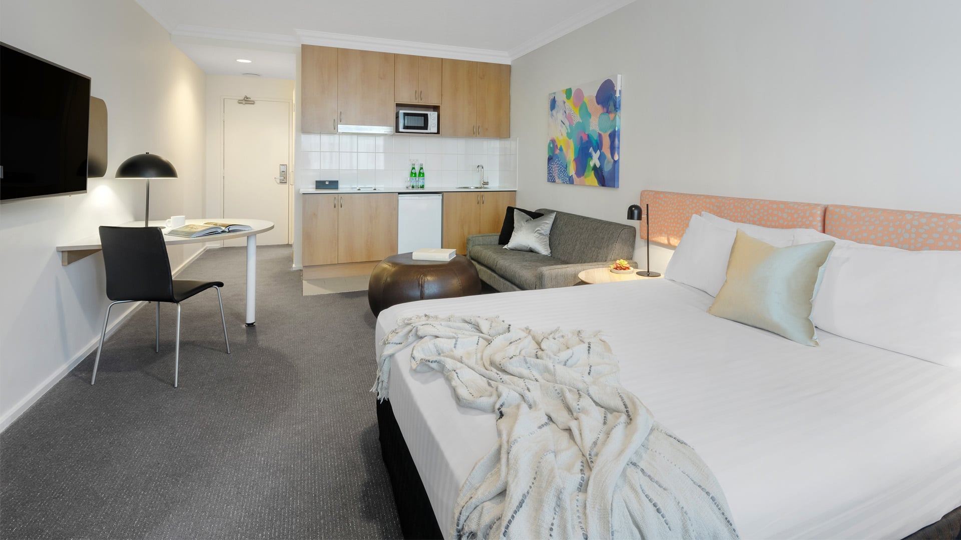 Studio Queen Size Bed