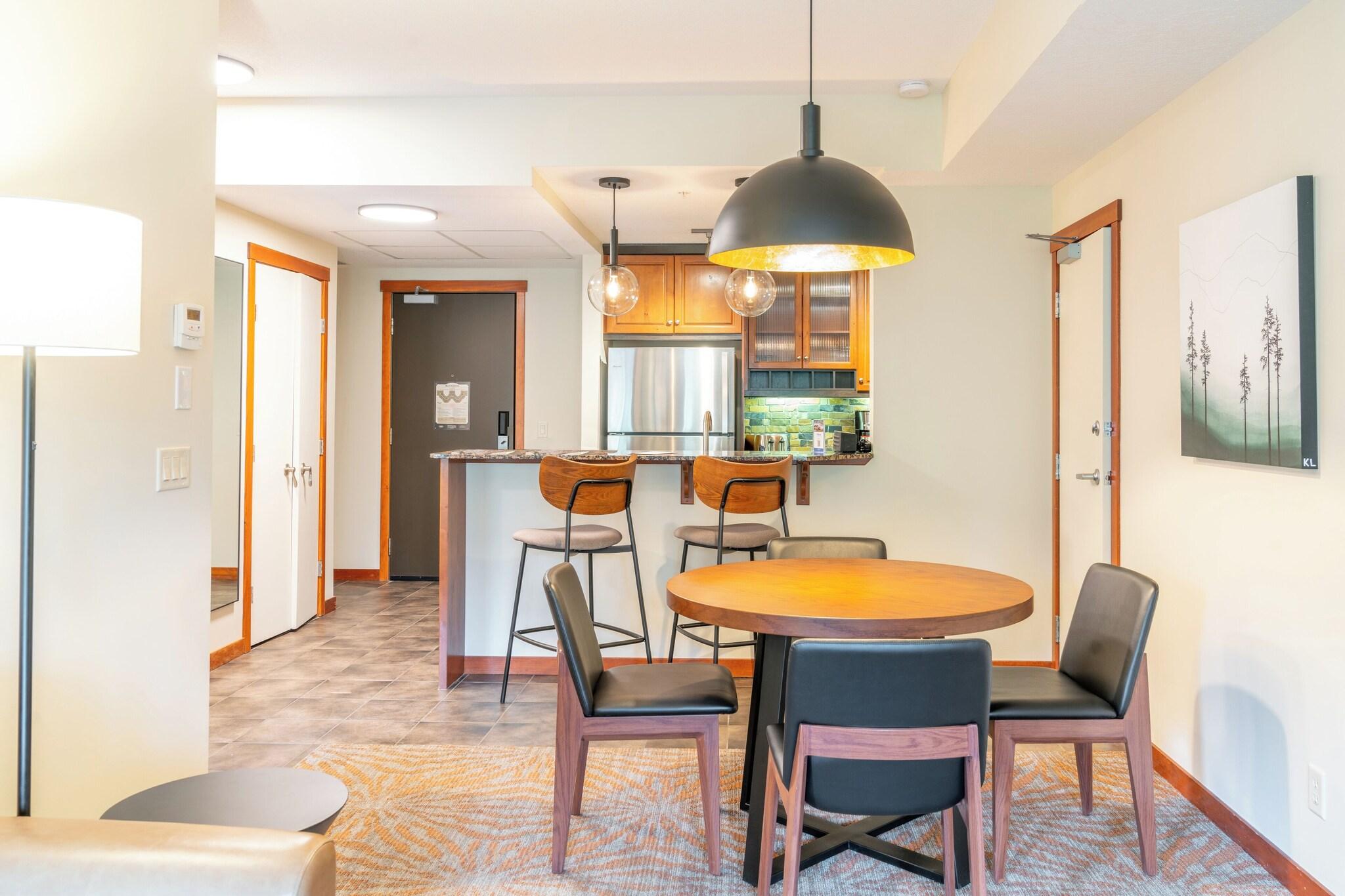 Suite Deluxe King Bed