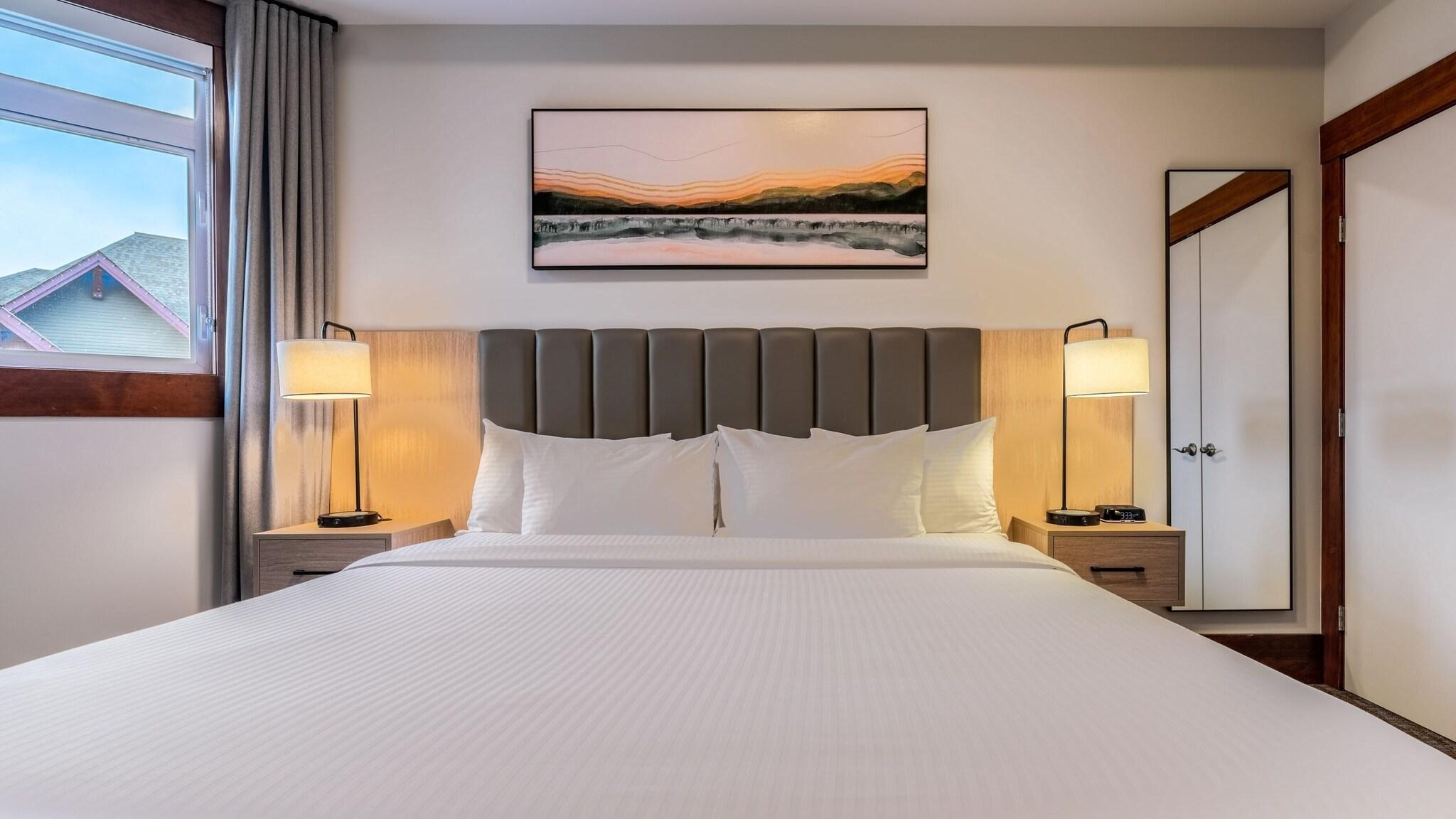 Suite King Bed Two Bedrooms