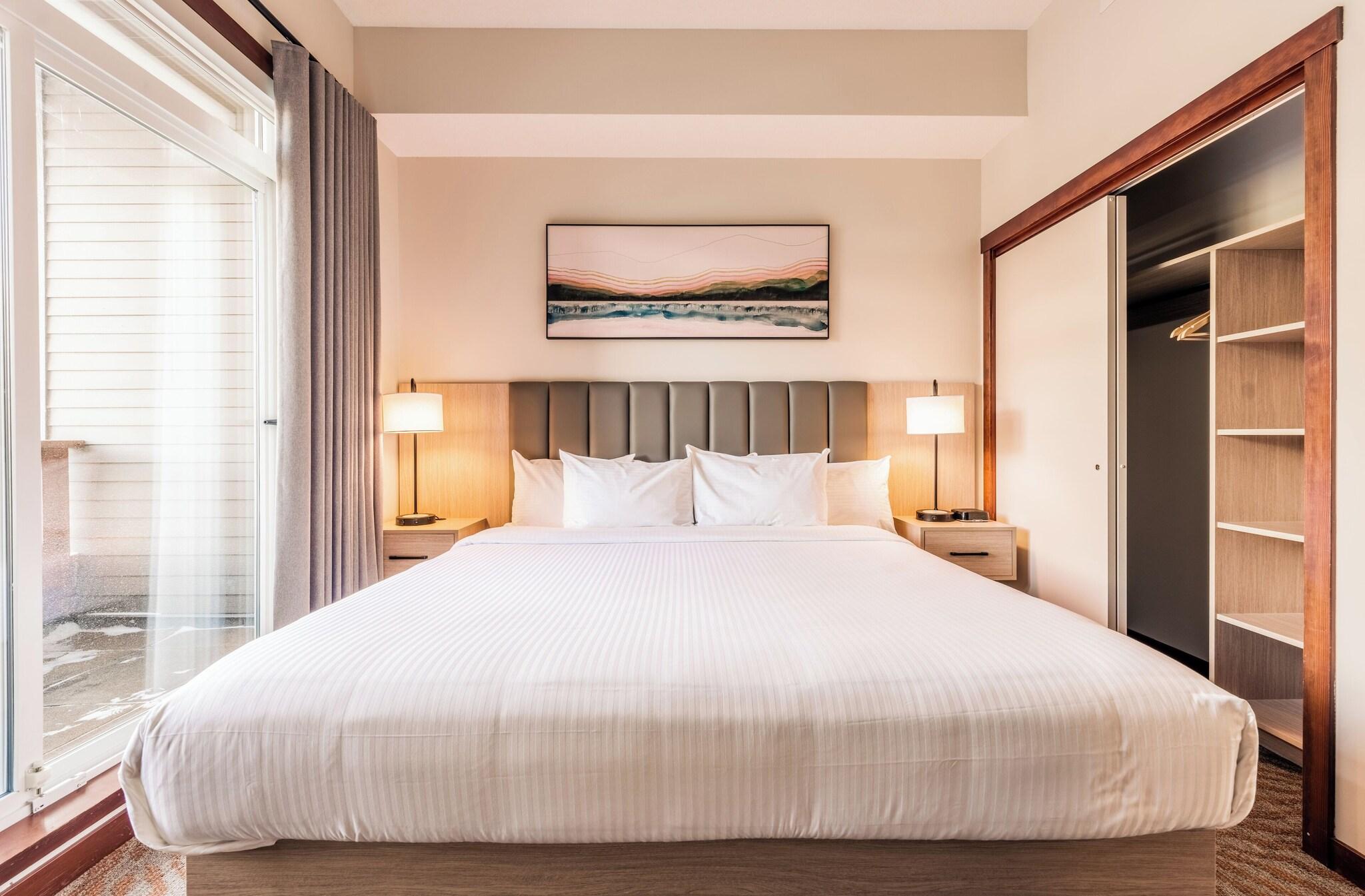 Suite Deluxe King Bed