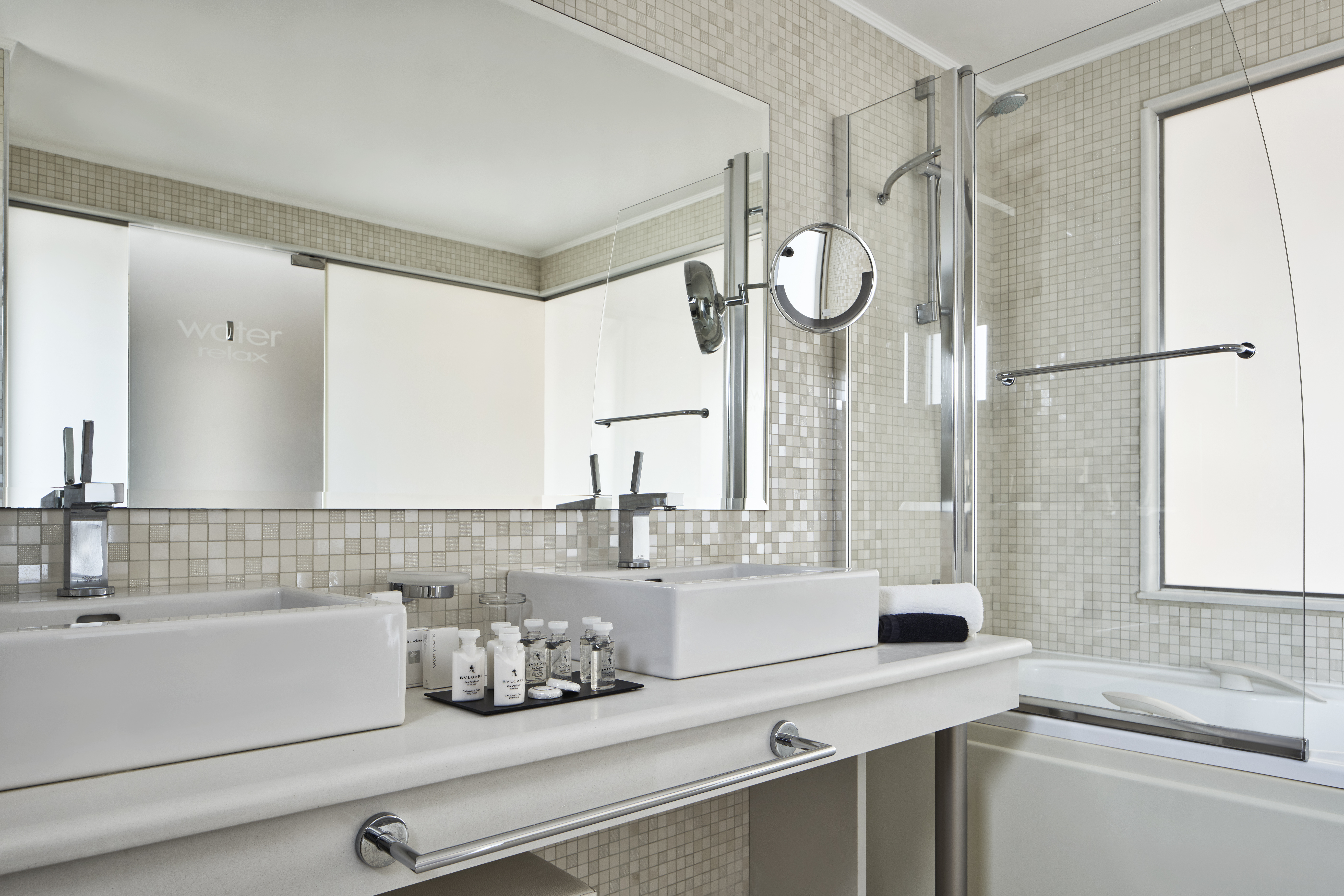 Suite Superior Pool View