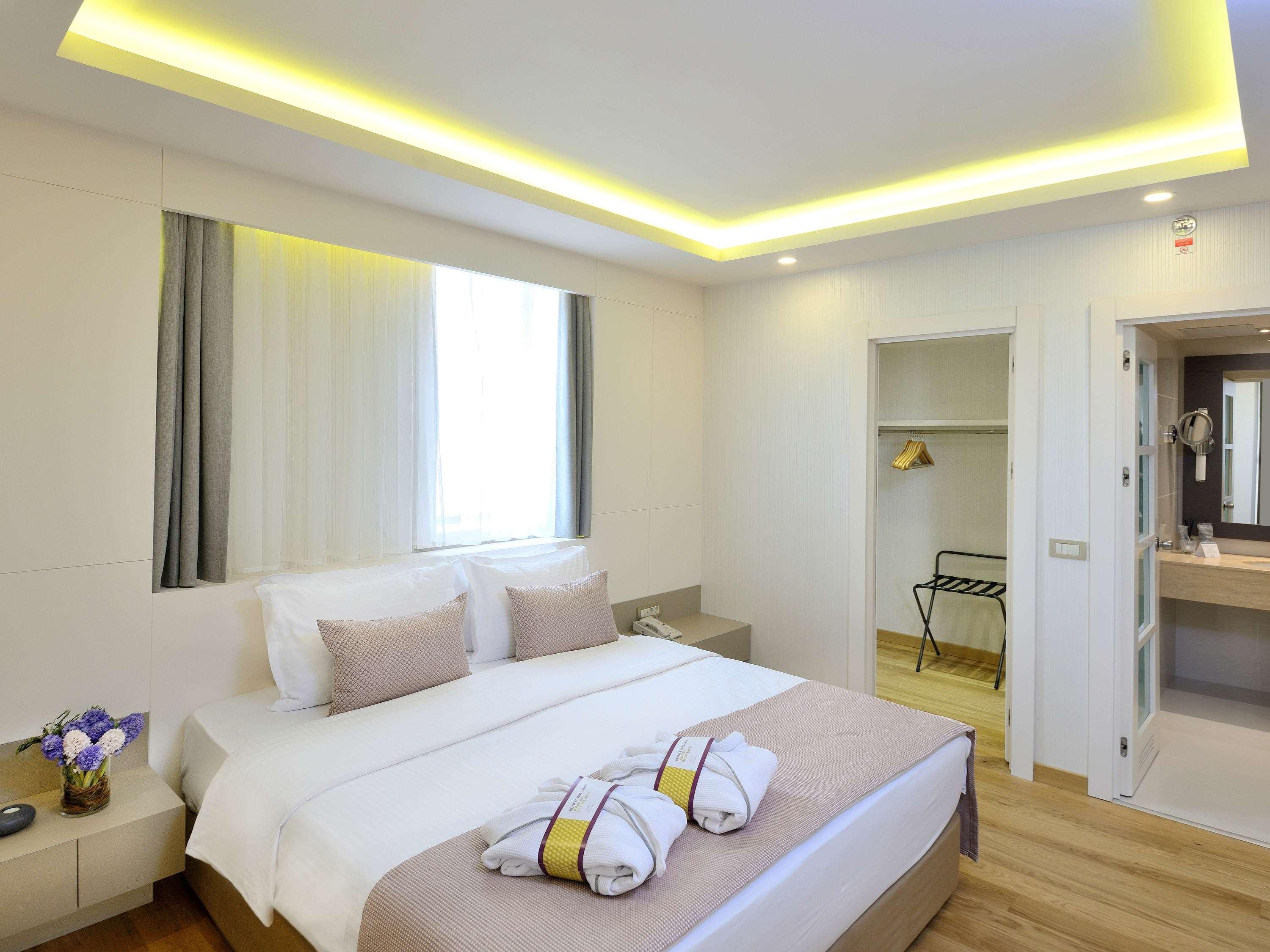 Family Room Connecting Room