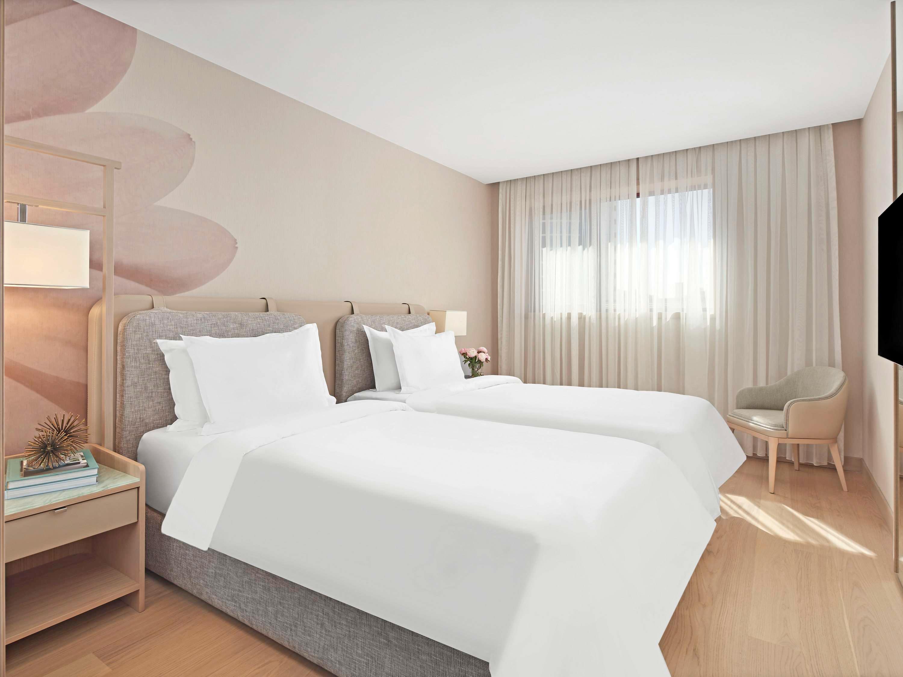 Suite with Kitchenette