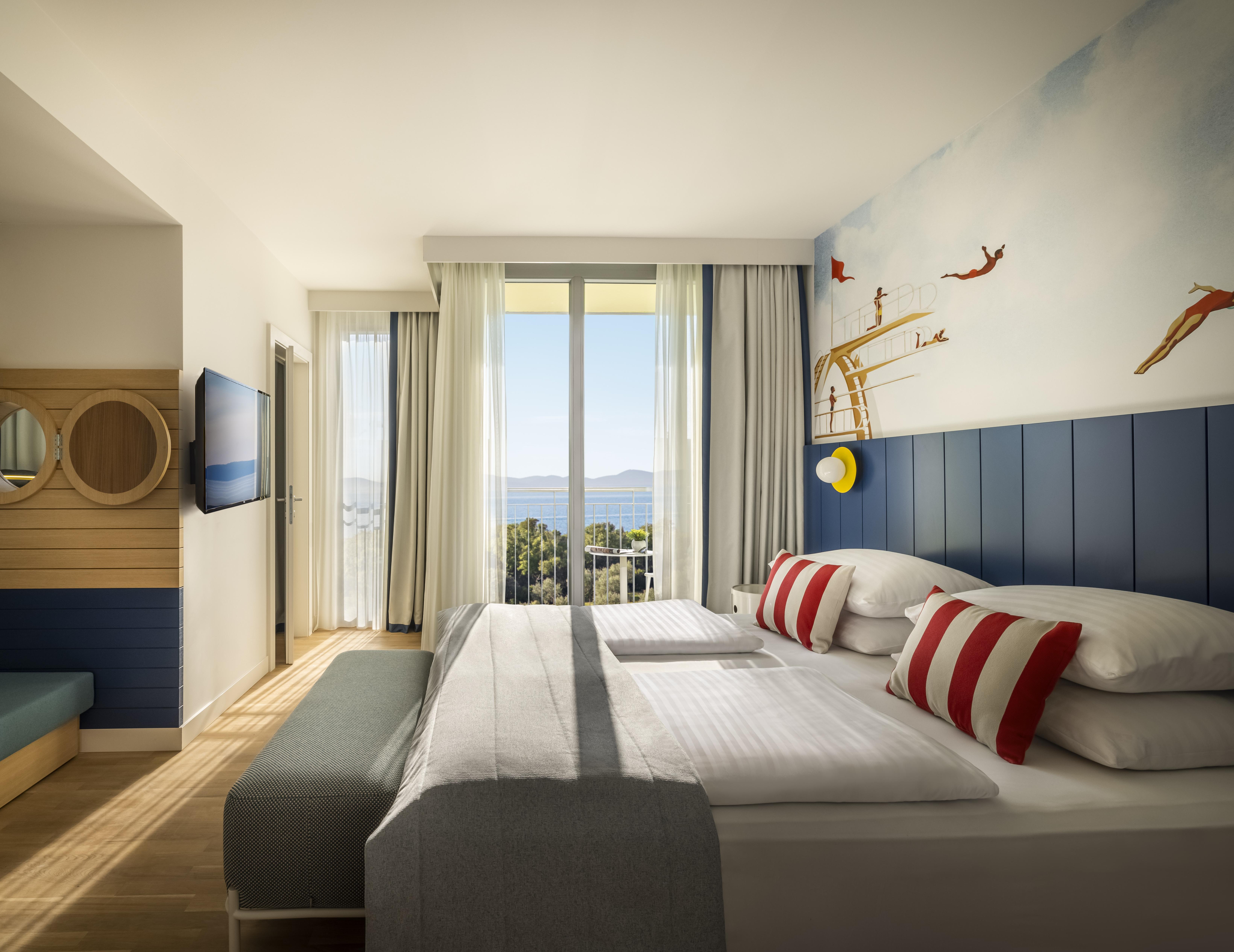 Double or Twin Superior Sea View