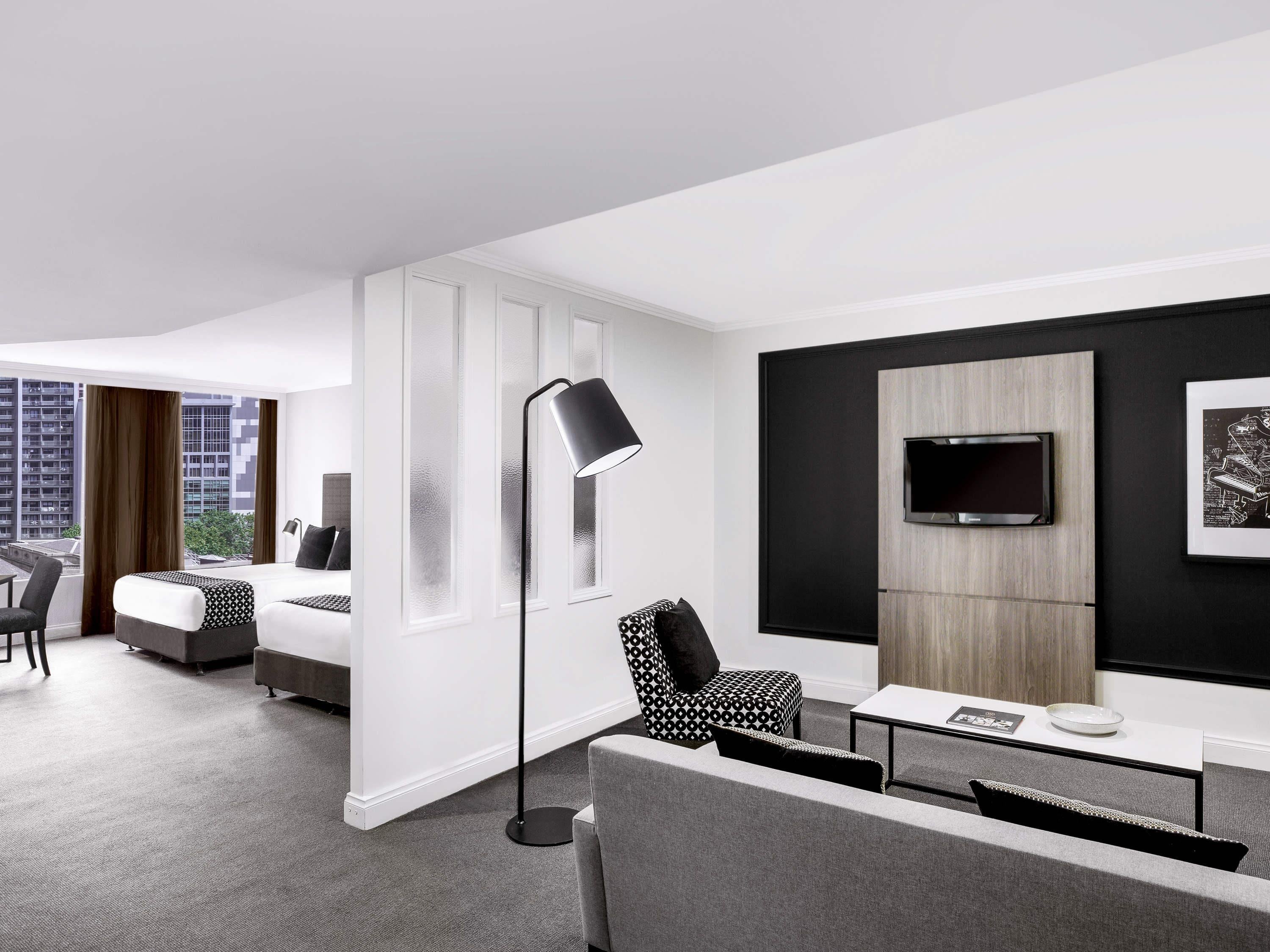 Studio Queen Size Bed