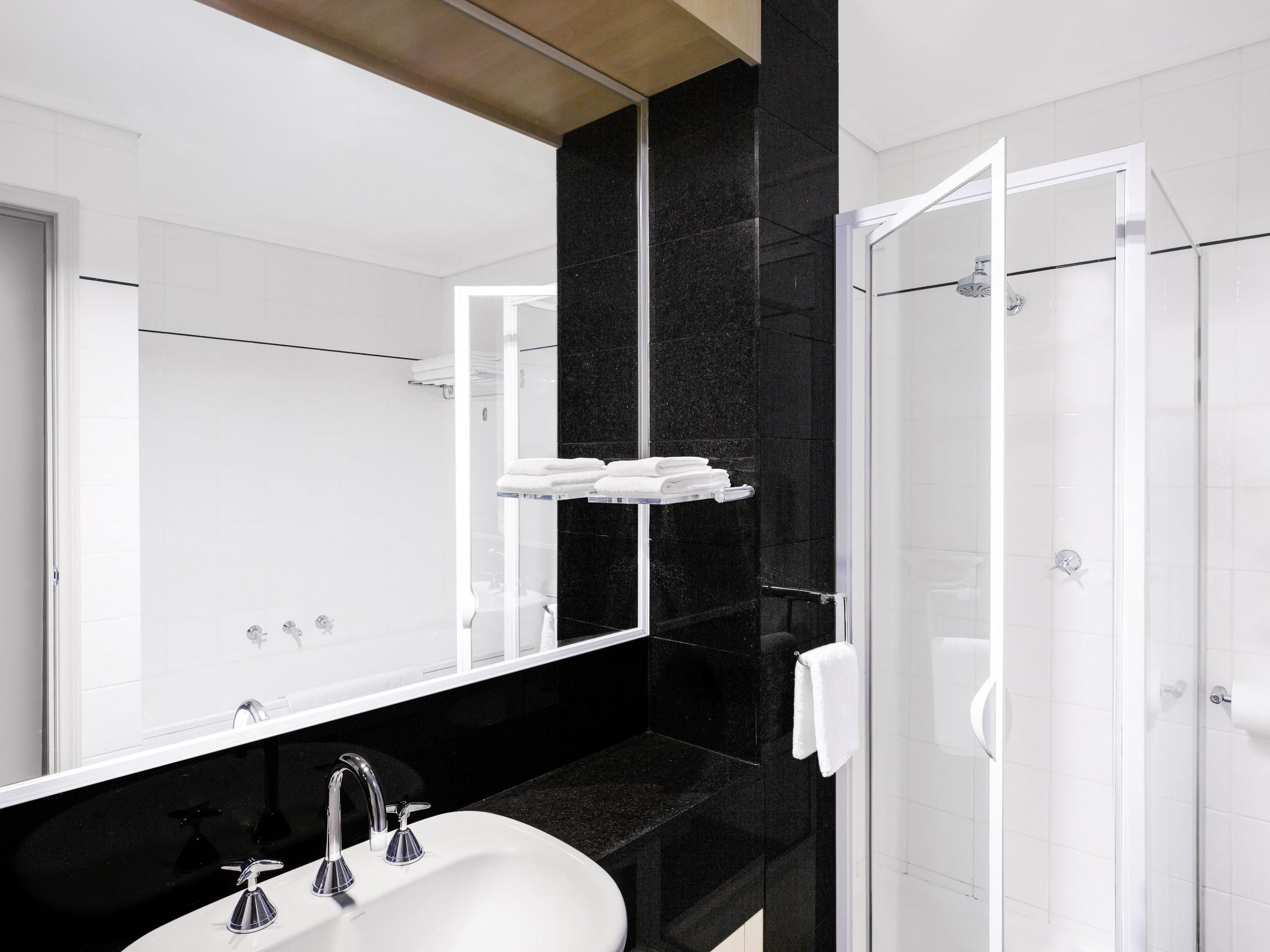 Studio Queen Size Bed