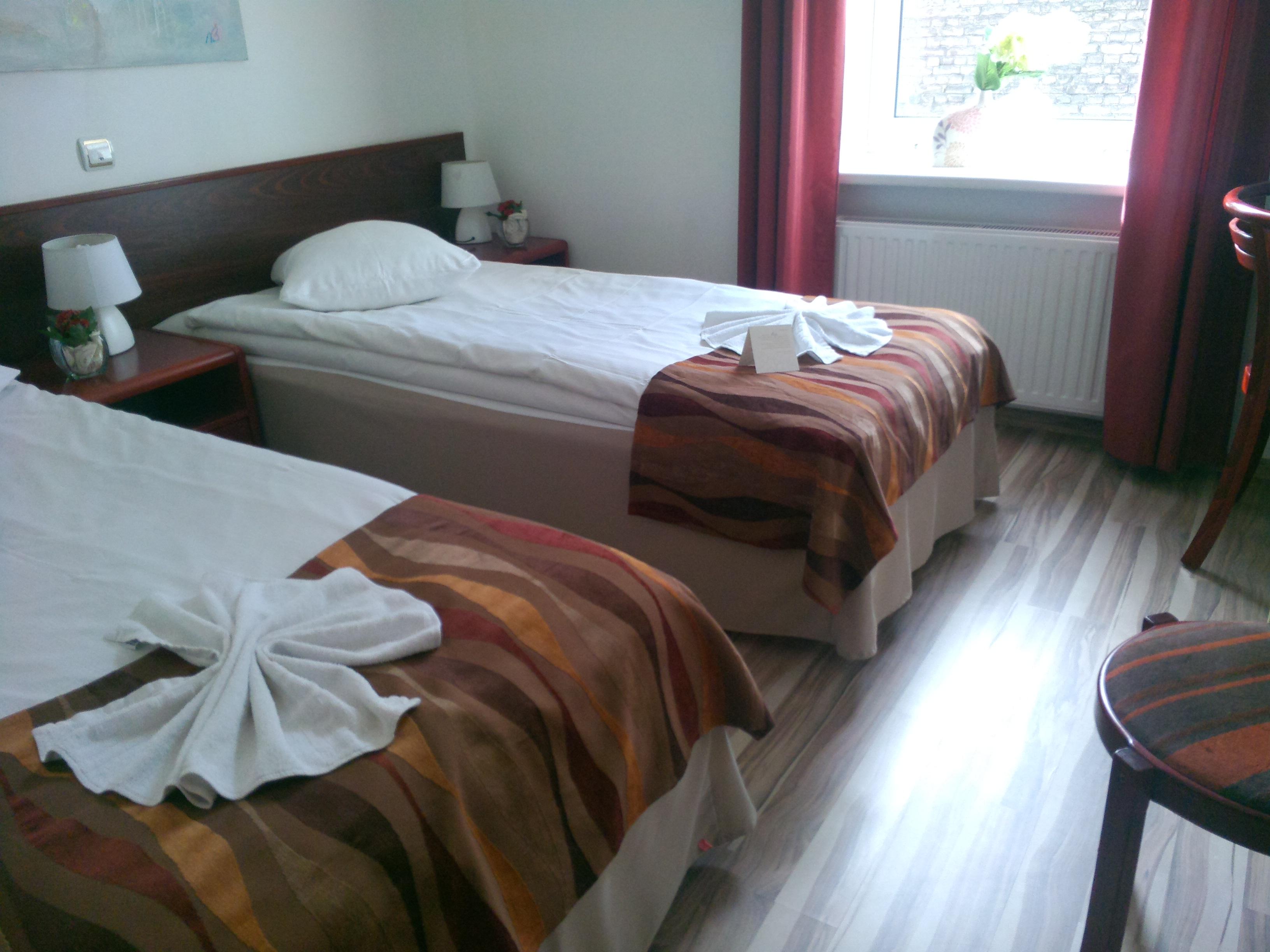 Double or Twin Standard