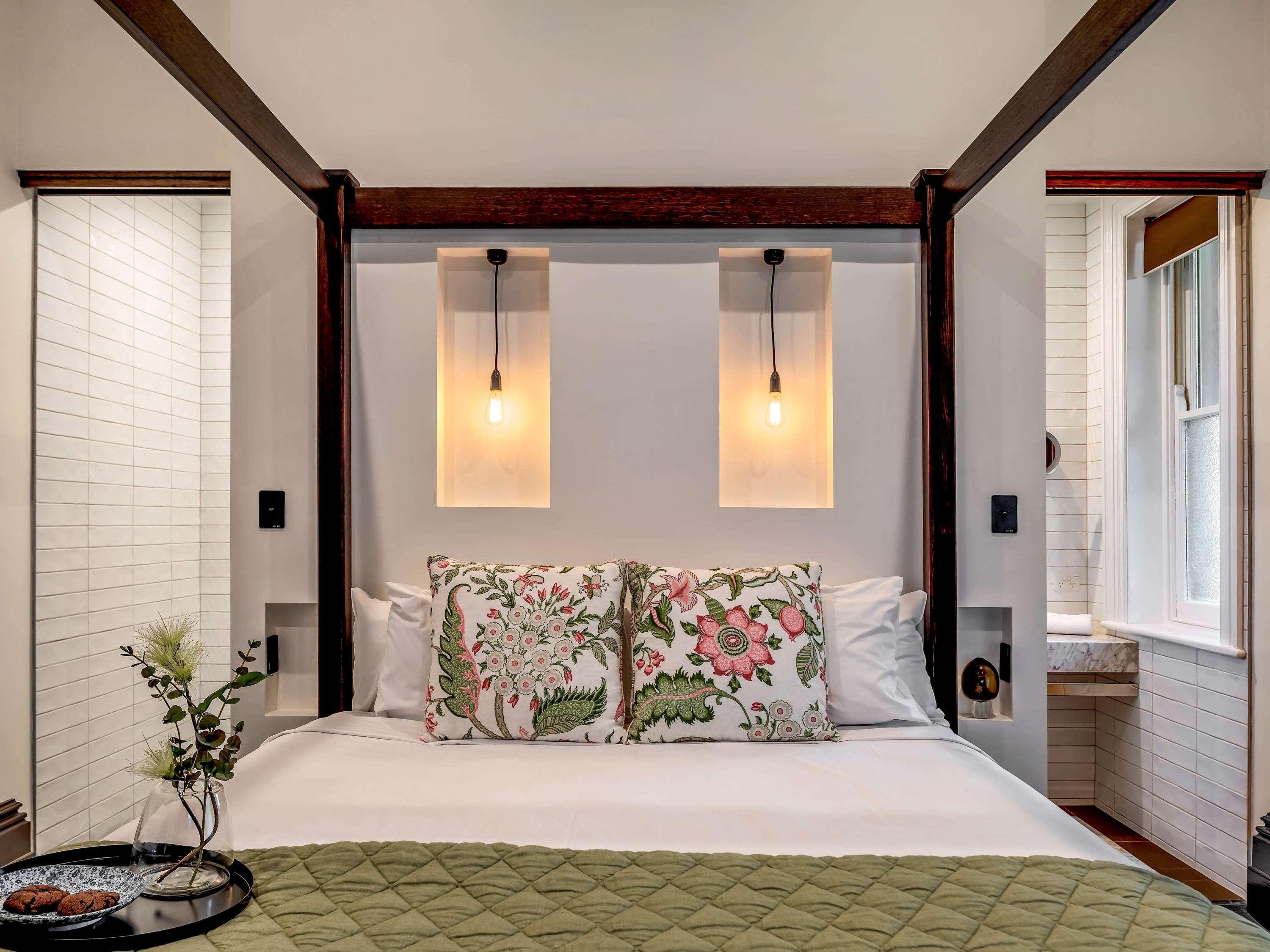 Double Classic King Bed