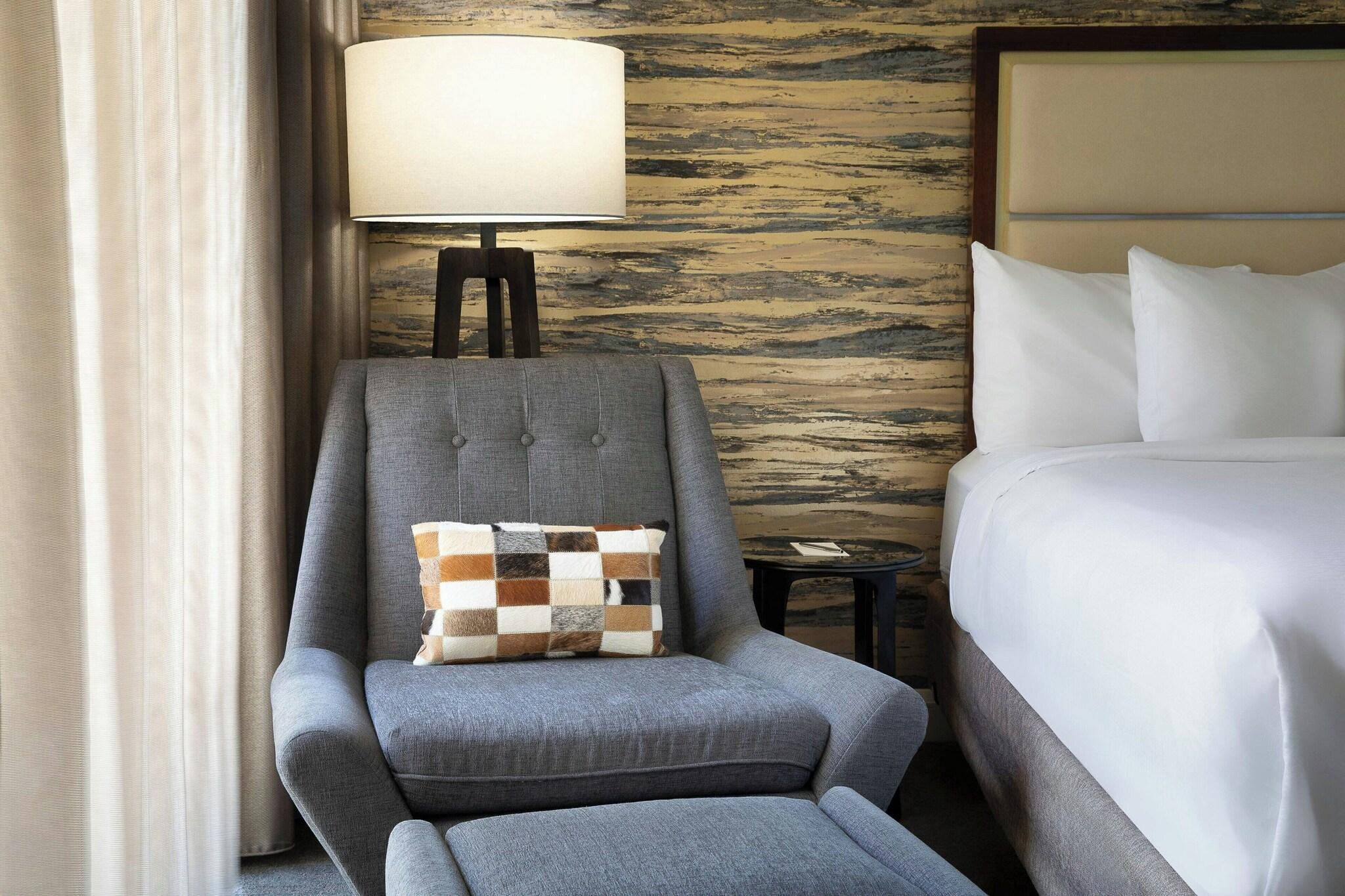 Quadruple Deluxe Two Queen Beds