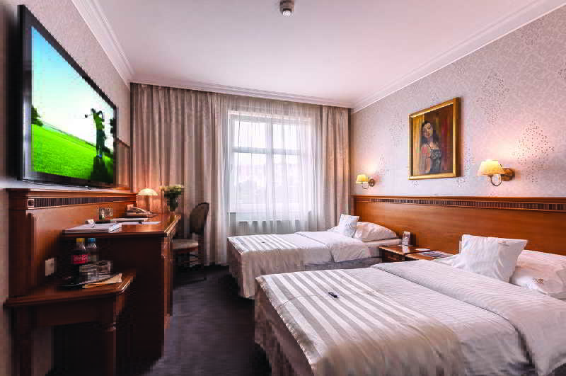 Double or Twin Superior