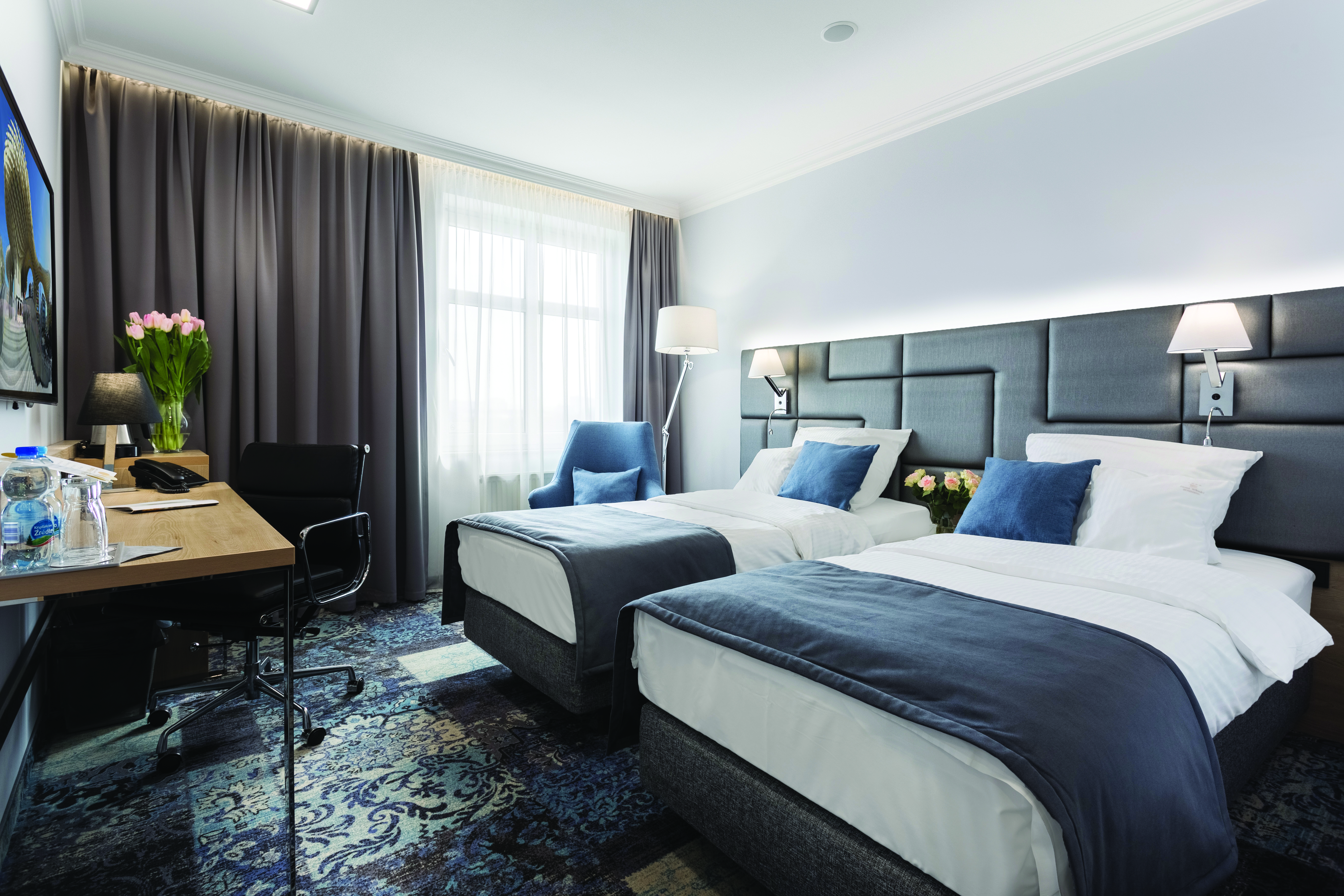 Double or Twin Standard