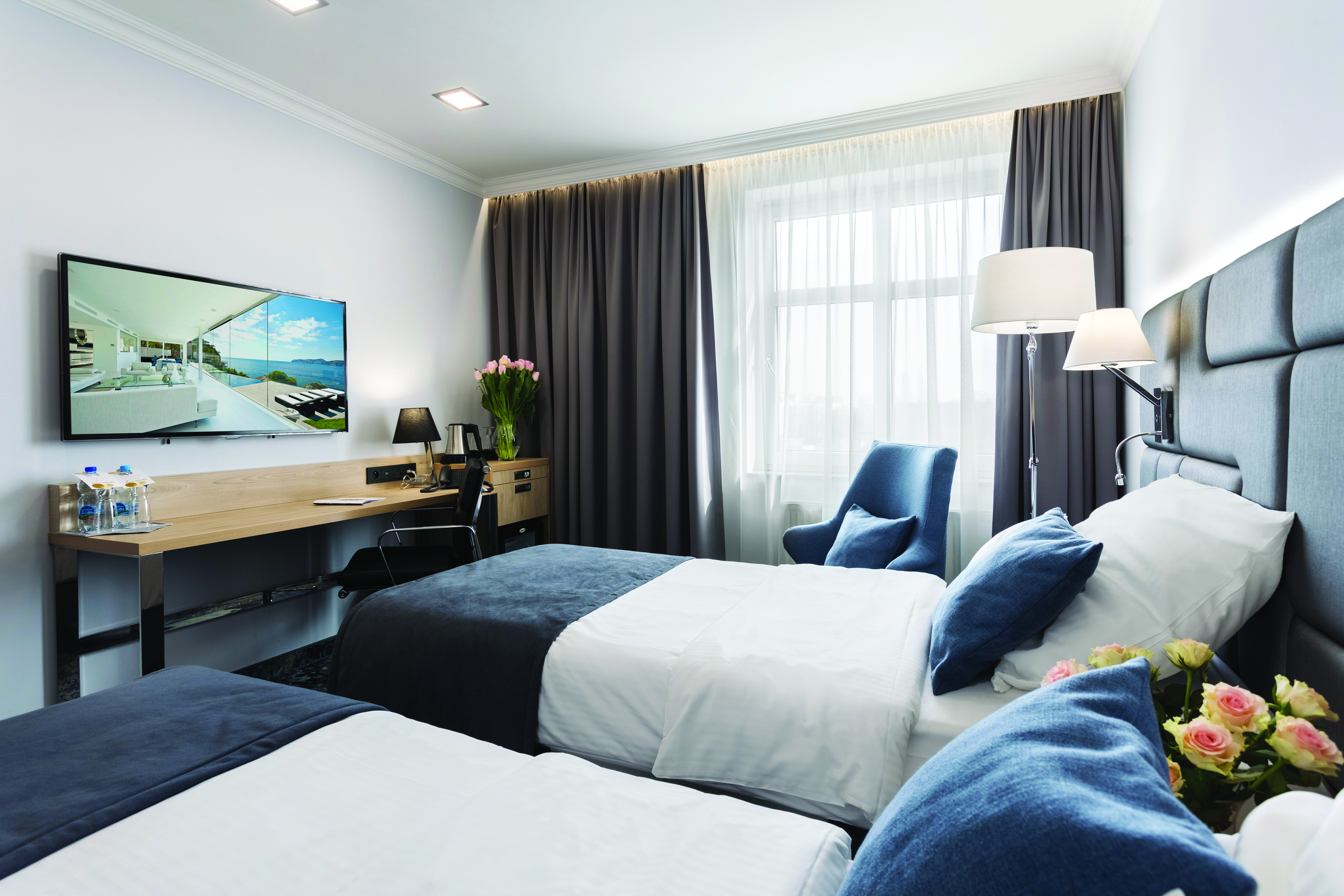 Double or Twin Standard