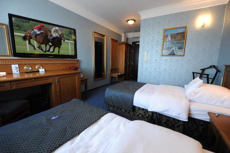 Double or Twin Superior