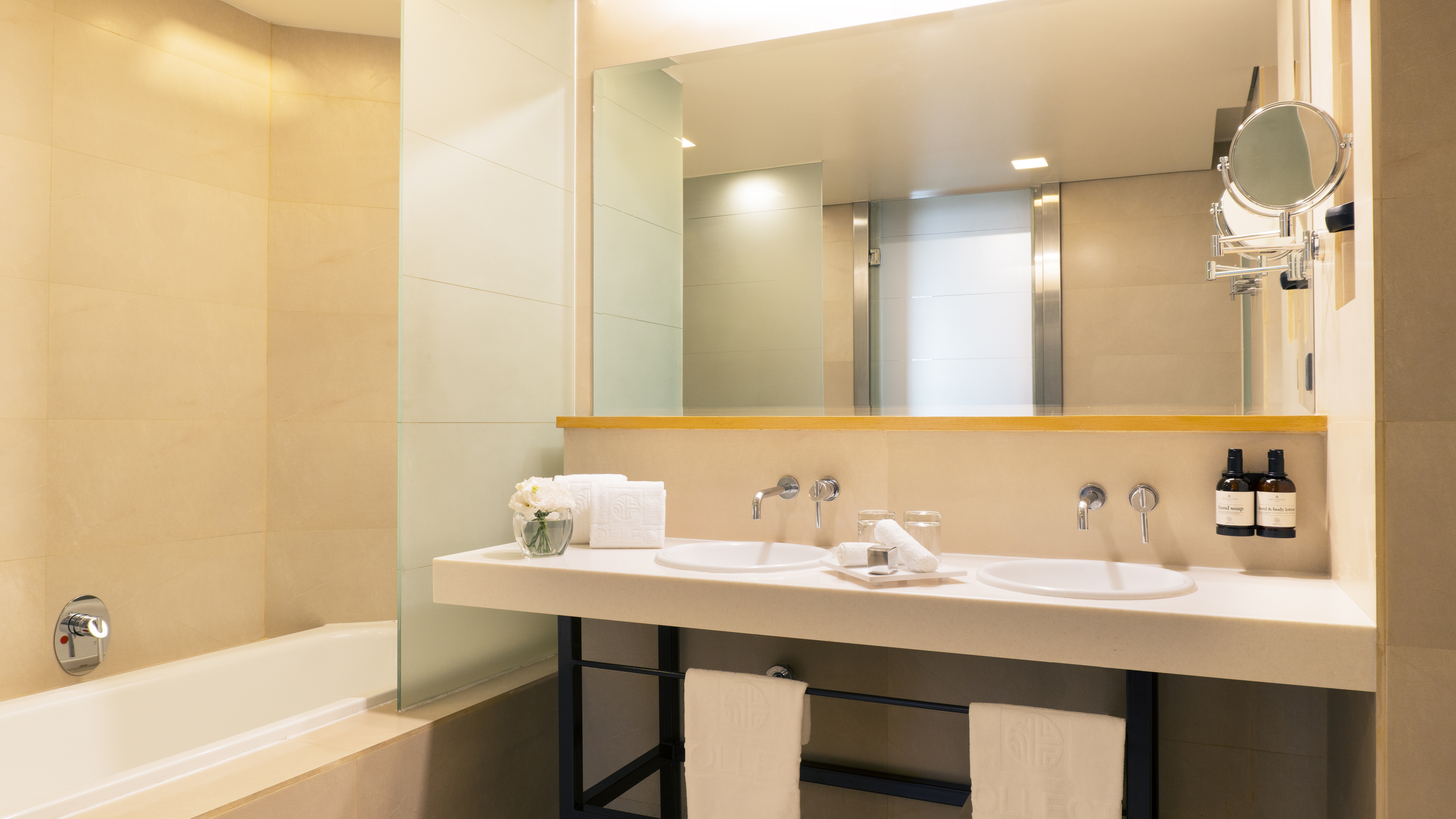 Junior Suite Capacity 1