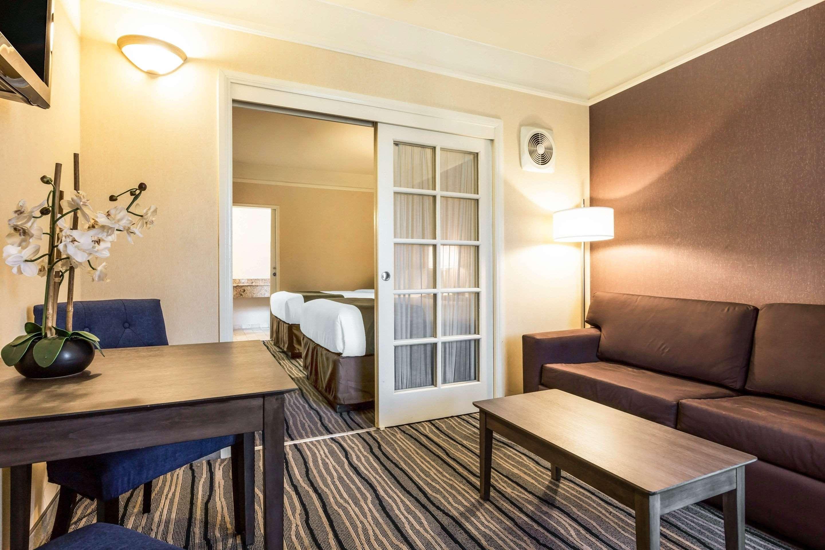 Suite Two Double Beds