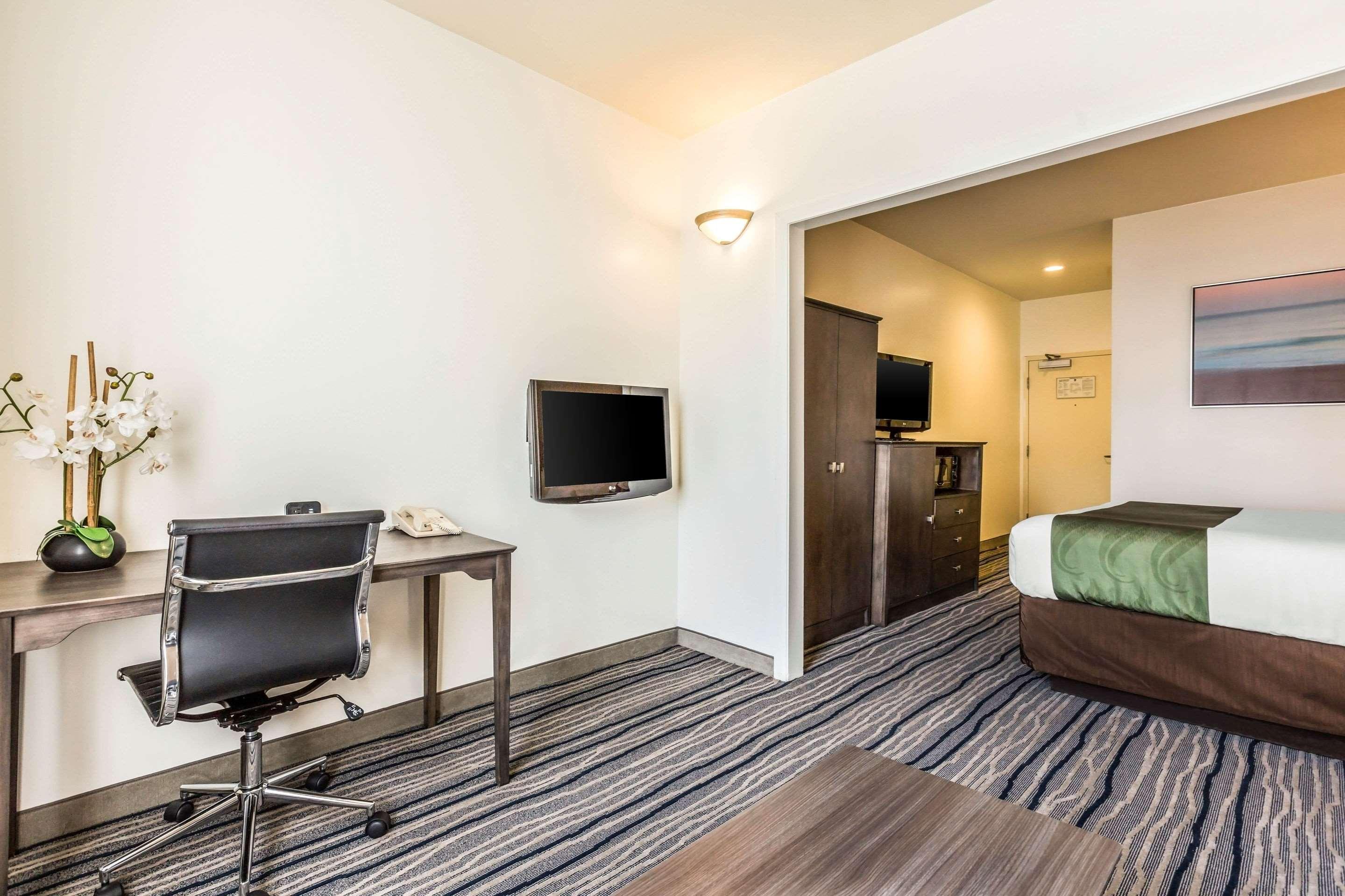 Double King Bed Non Smoking