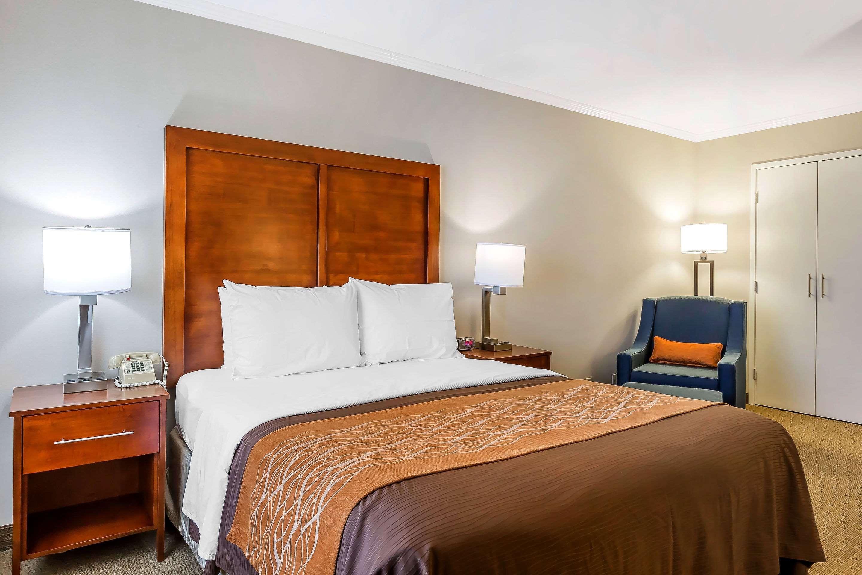 Double Queen Bed Non Smoking