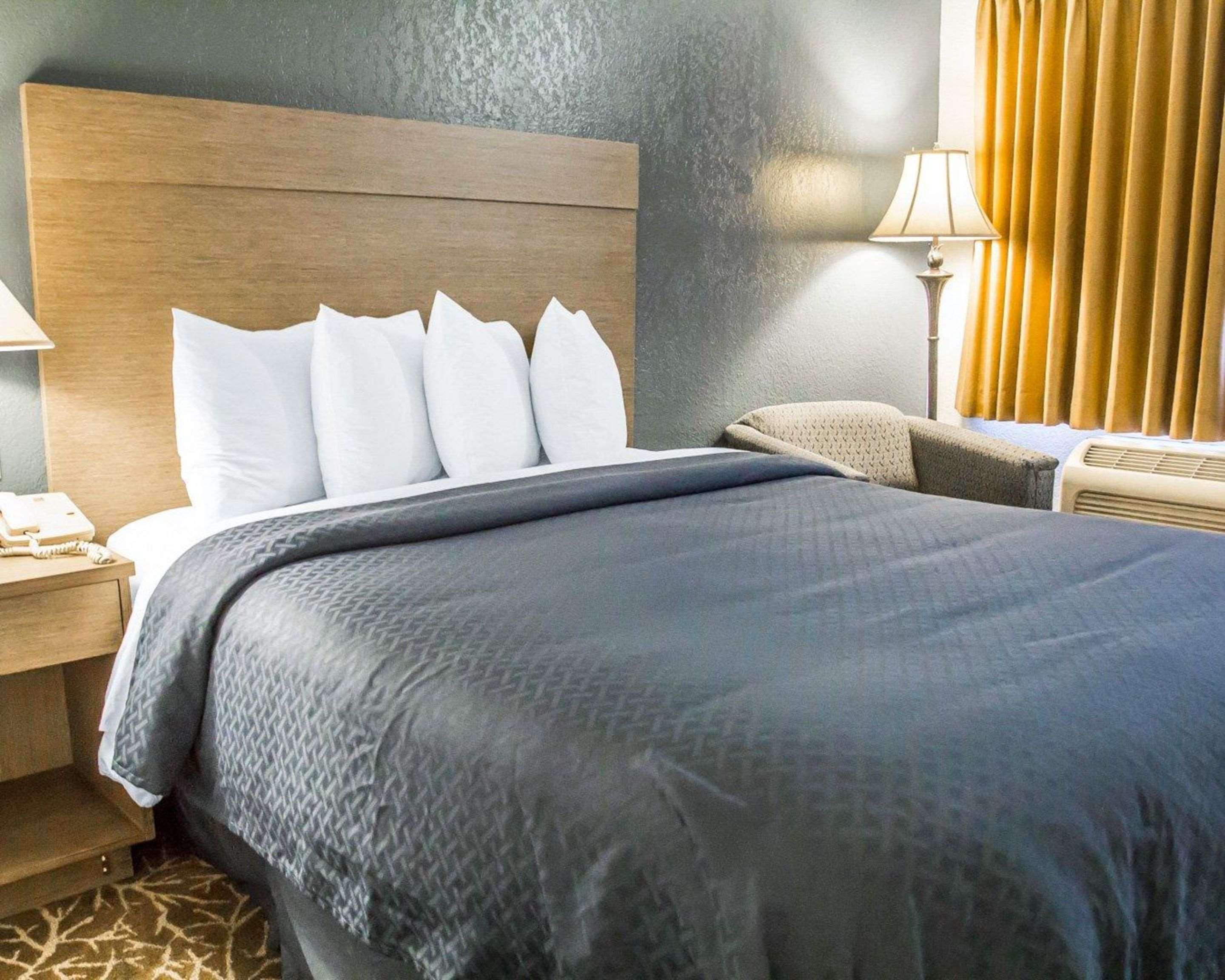 Double Queen Size Bed