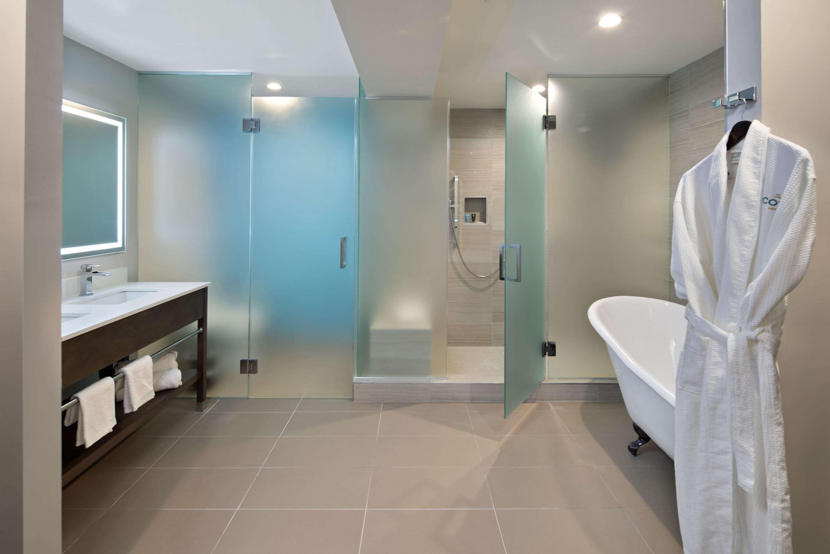 Quadruple Two Queen Beds Non Smoking