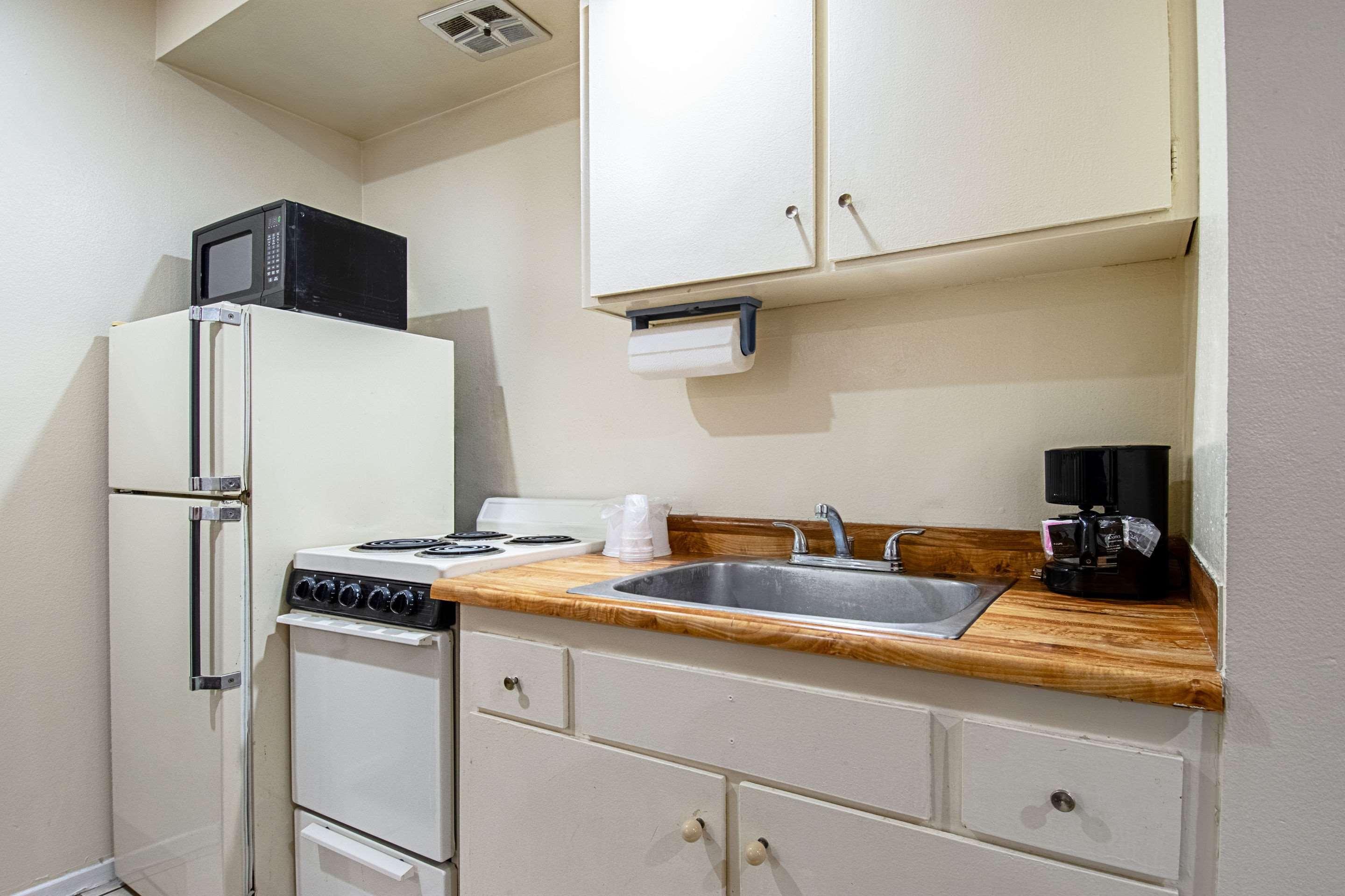 Double King Bed Non Smoking