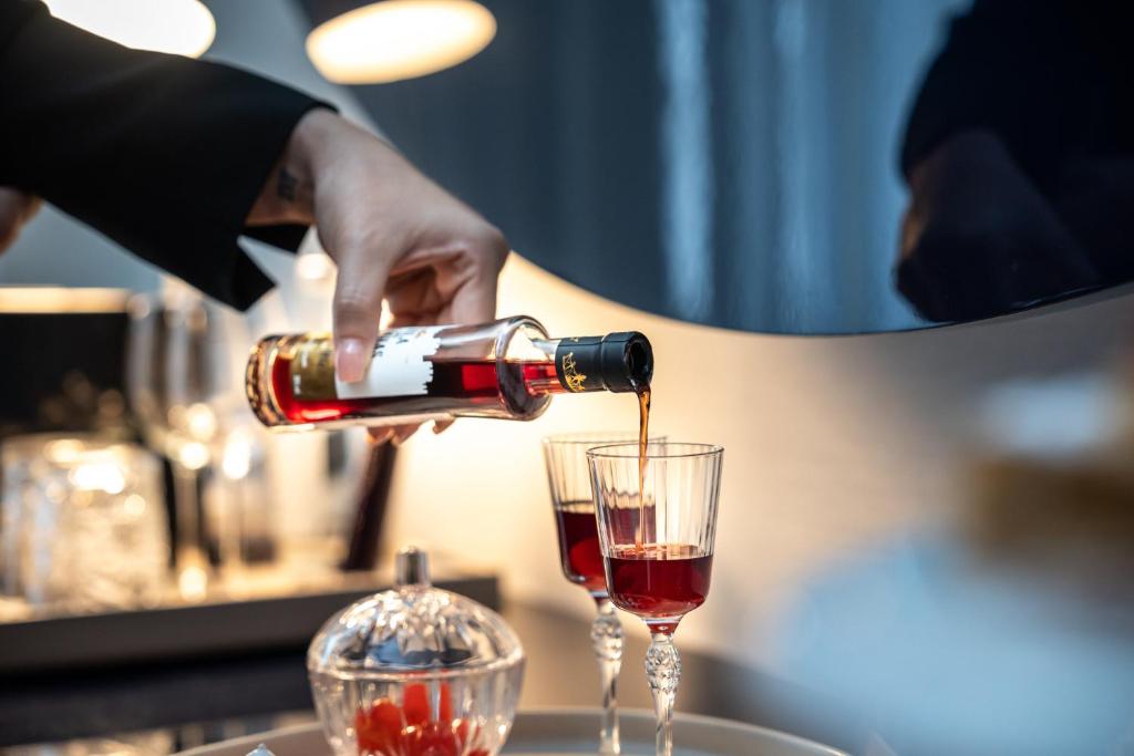 Double Single Premium