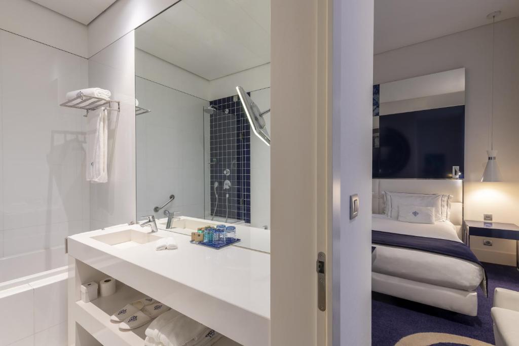 Double Single Deluxe