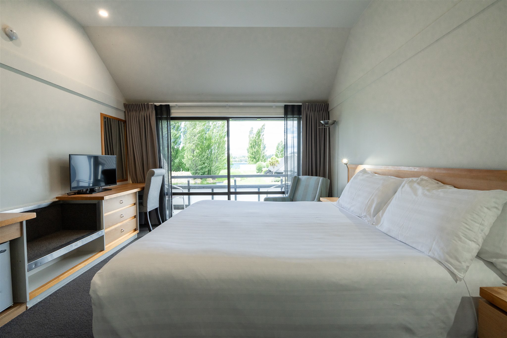 Double or Twin Lake View