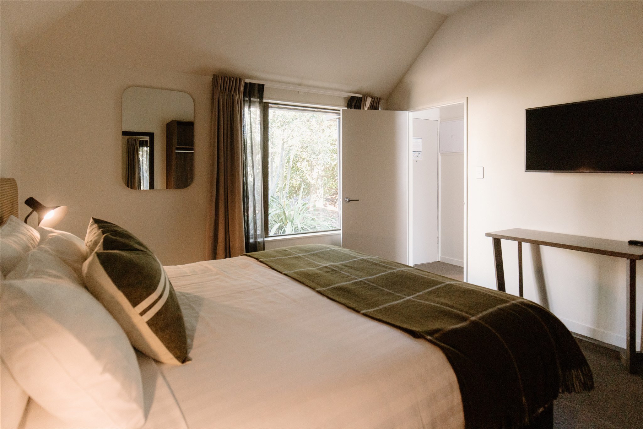 Apartment Two Bedrooms One Bathroom