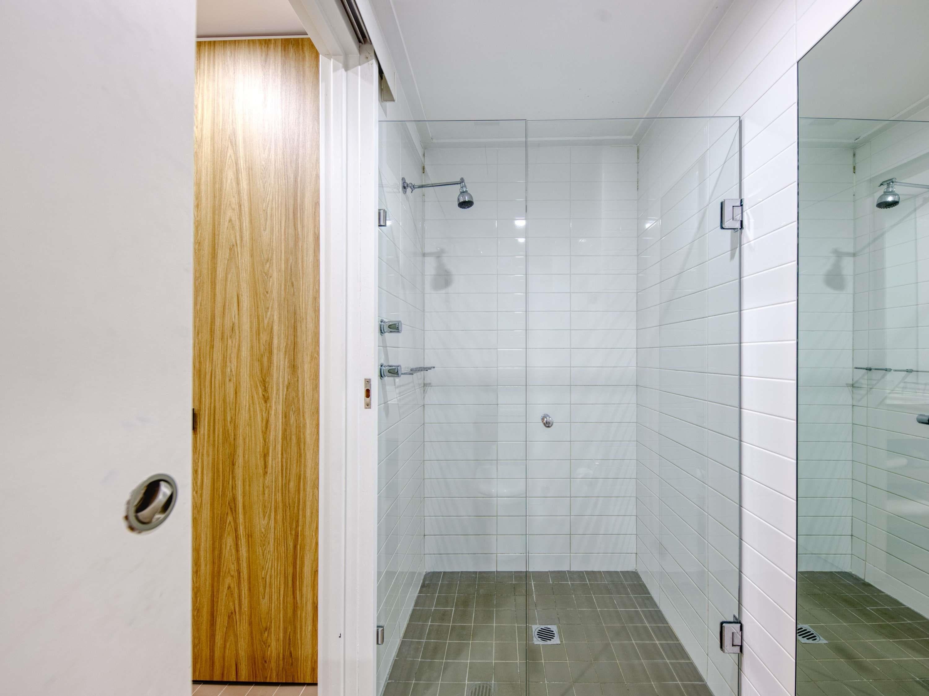 Double Queen Size Bed