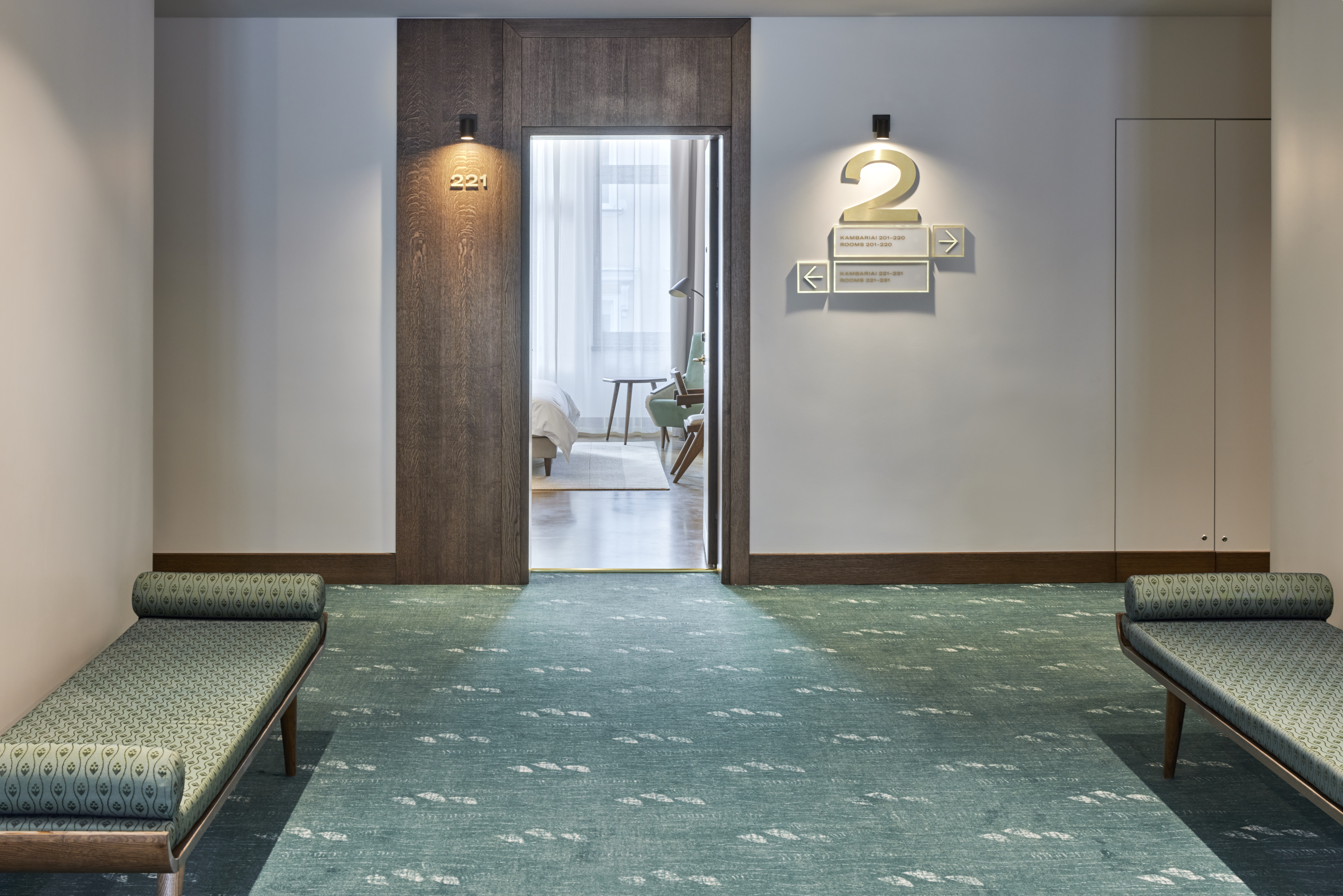 Double Single Superior