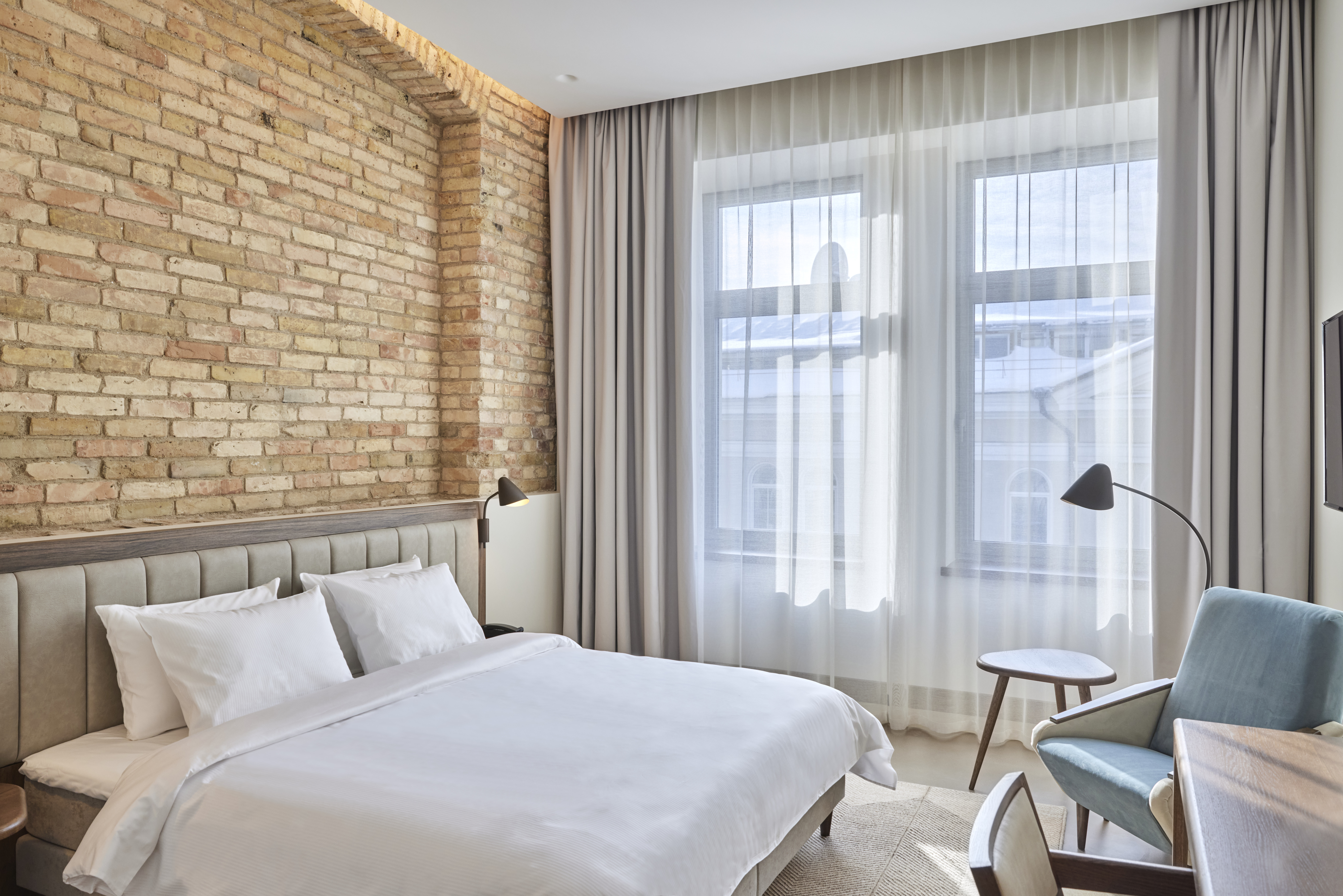 Double Single Superior