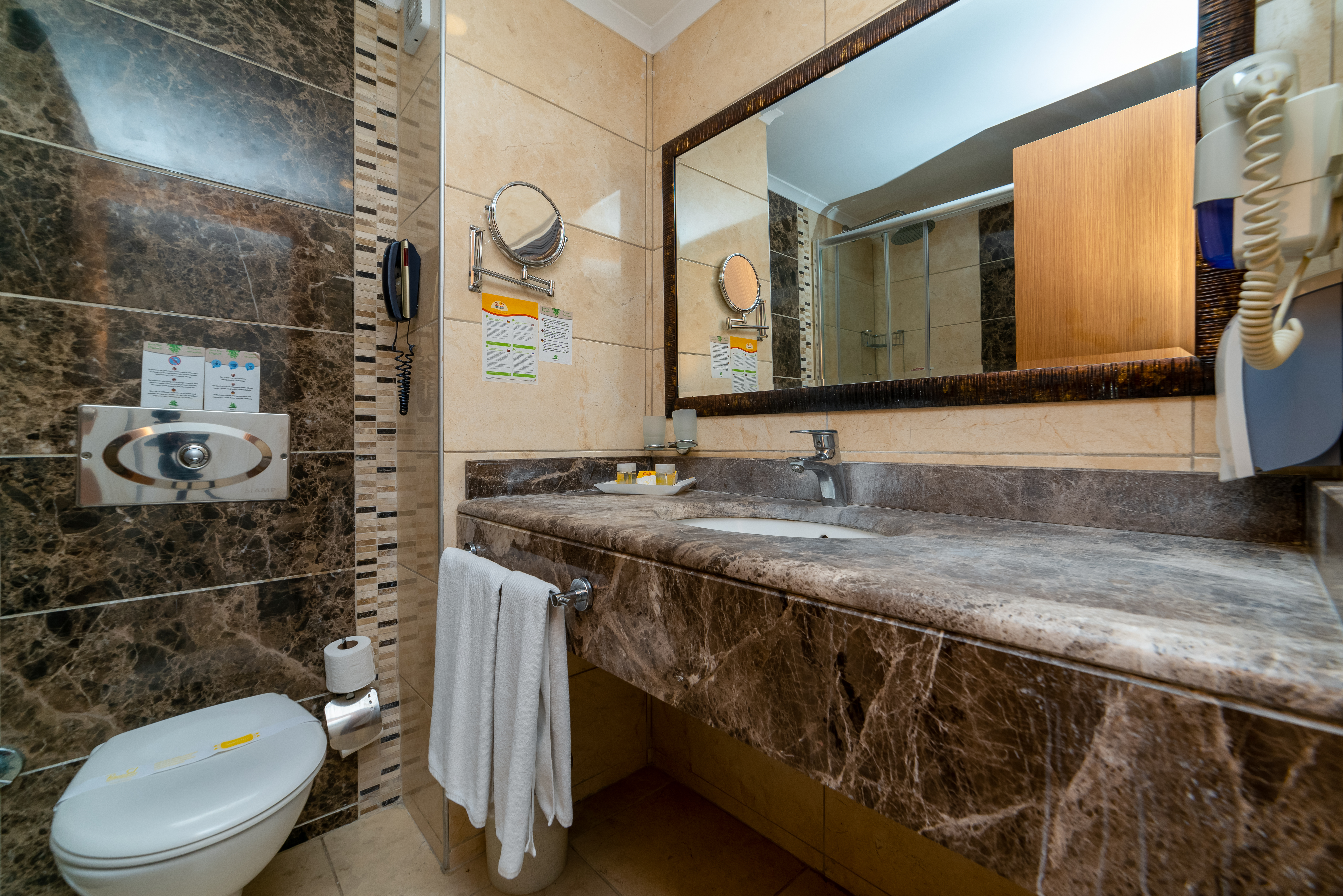 Family Room Connecting Room