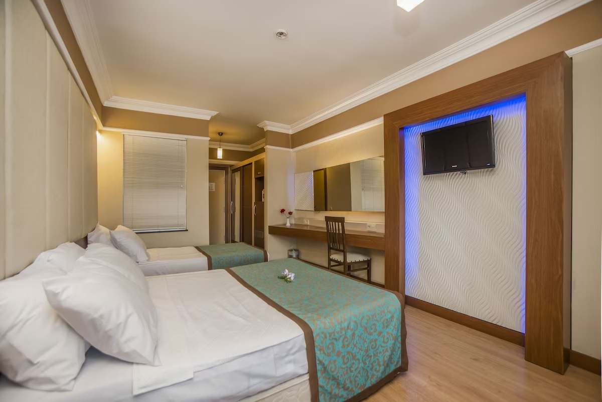 Family Room Connecting Room