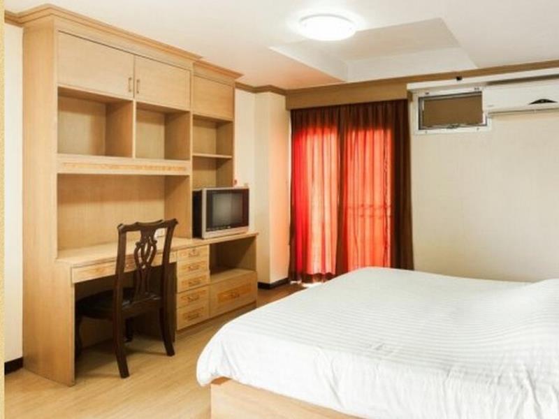 Double or Twin Deluxe